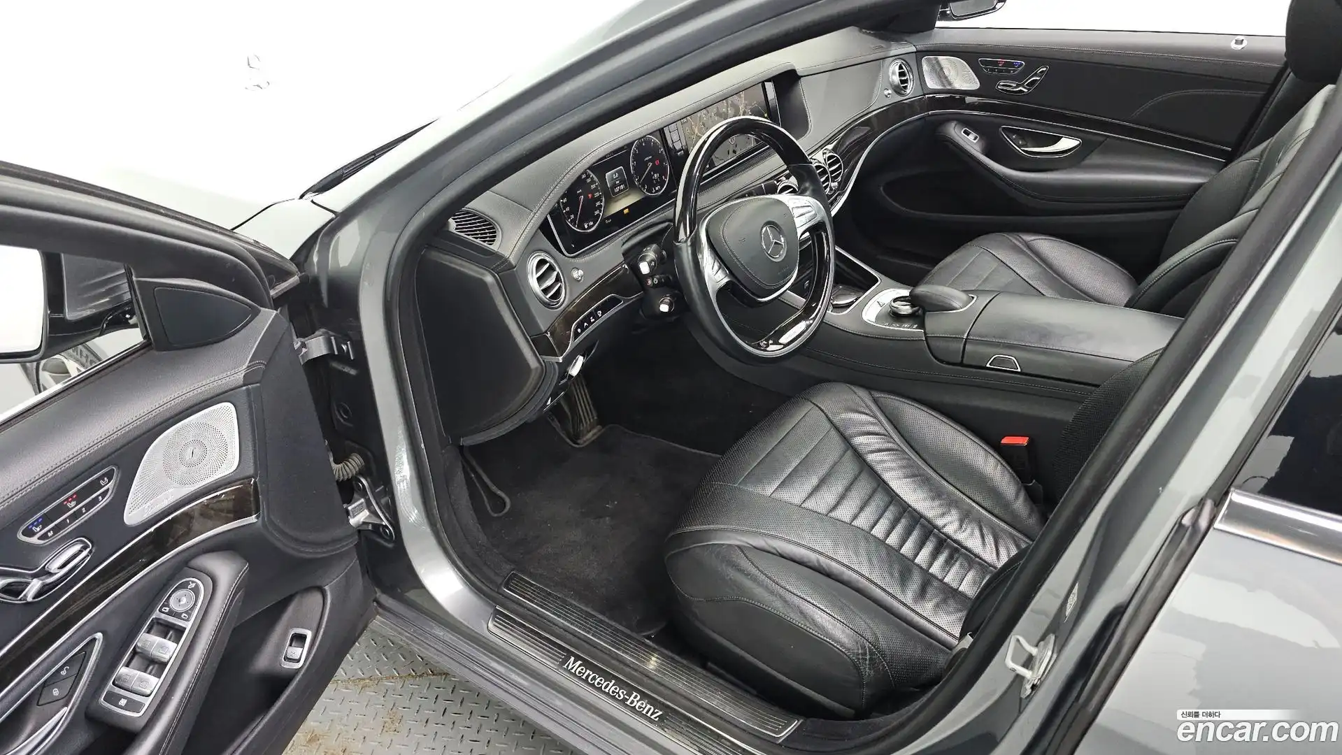 S-Class Mercedes-Benz 2013.10-INNER-010