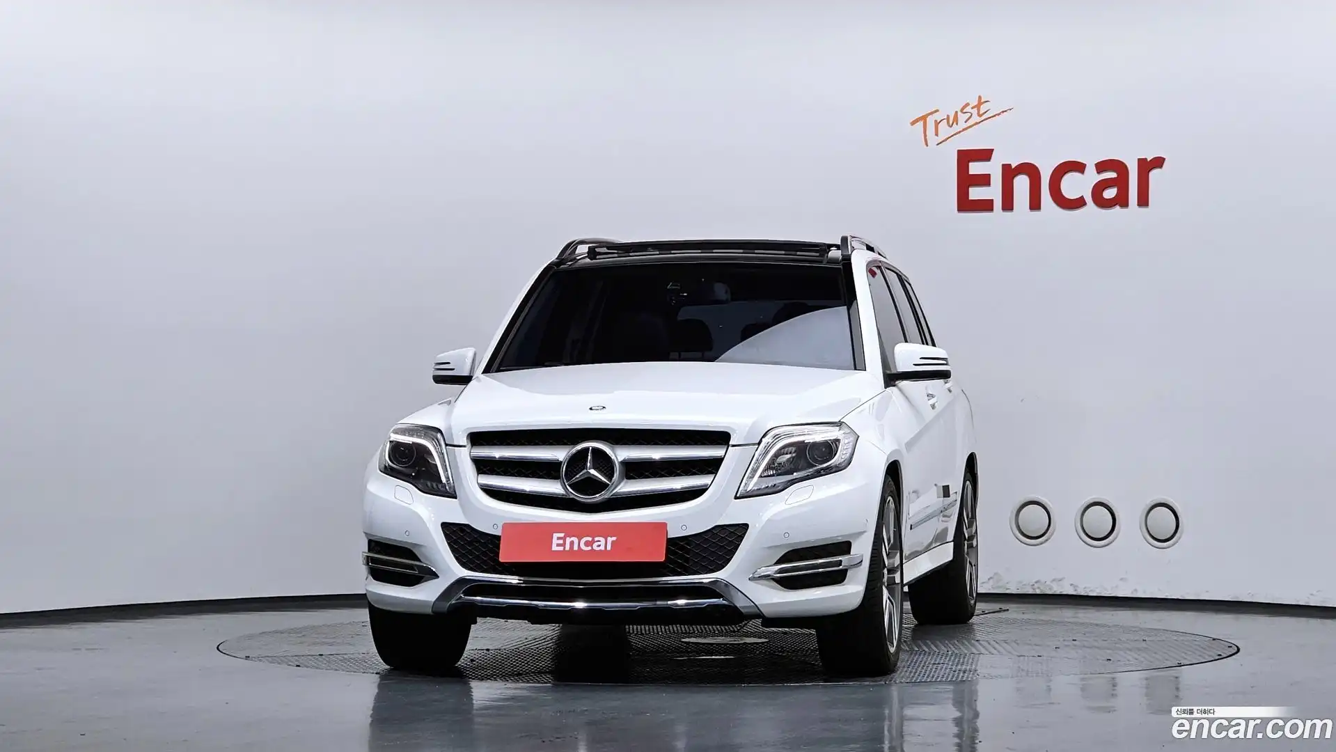 GLK-Class Mercedes-Benz 2014.8-OUTER-003