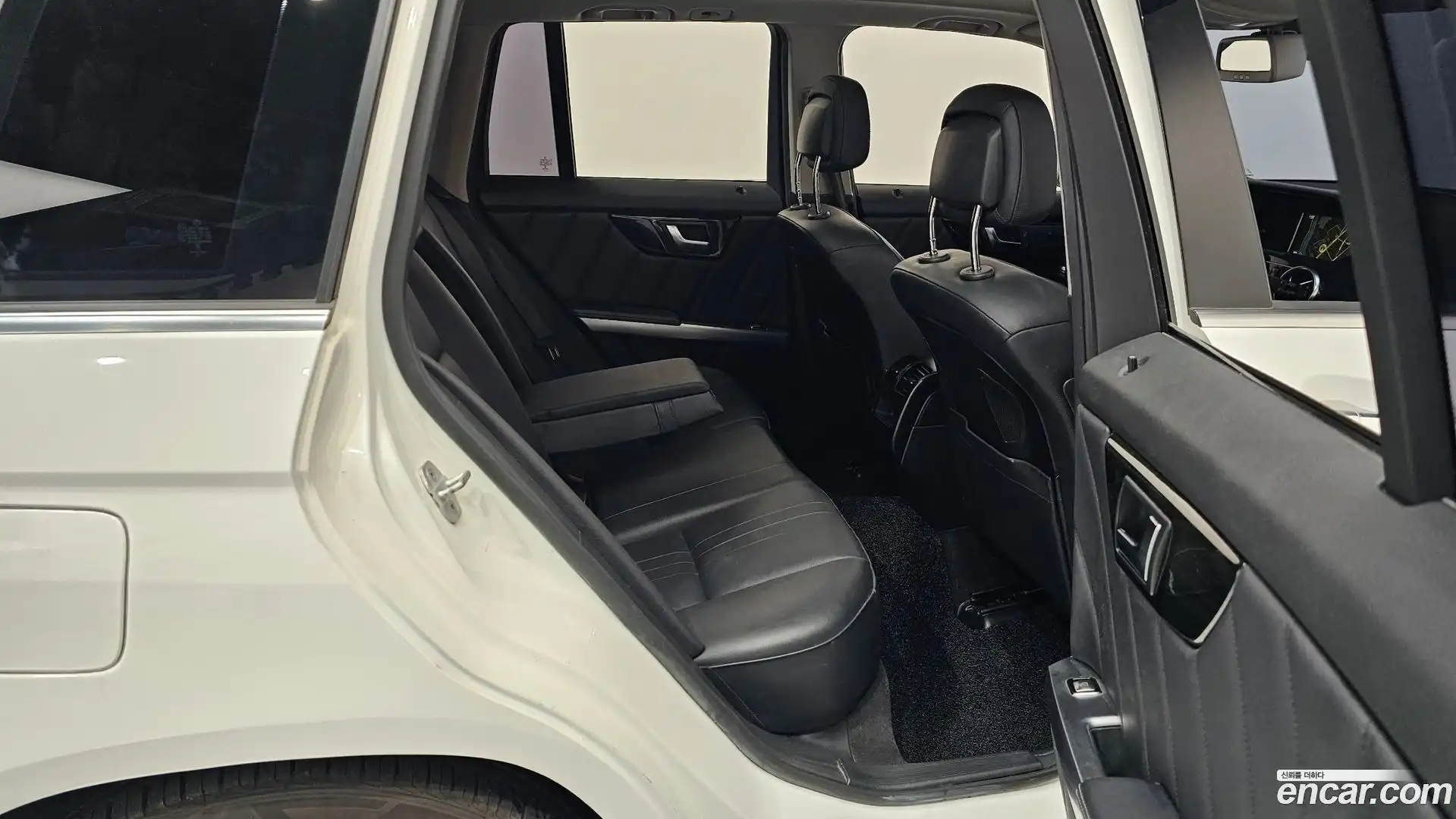 GLK-Class Mercedes-Benz 2014.8-OPTION-015