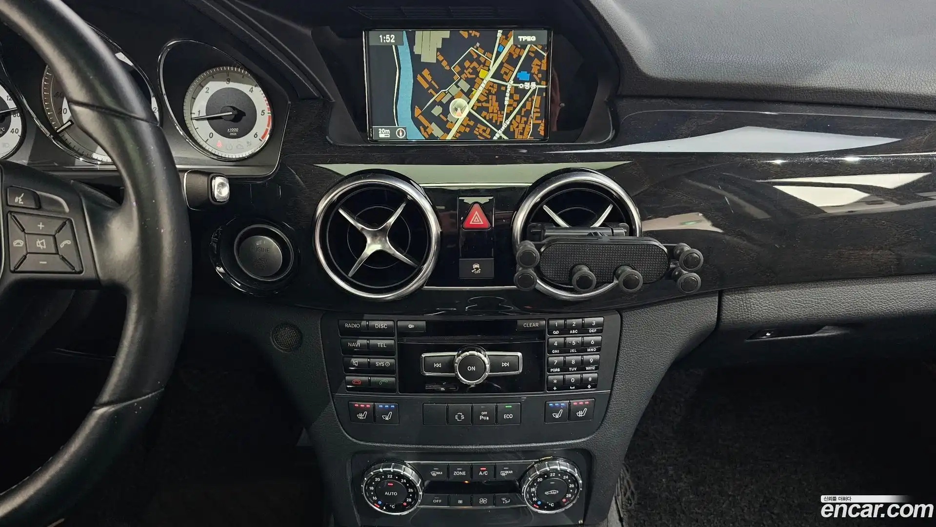 GLK-Class Mercedes-Benz 2014.8-OPTION-017