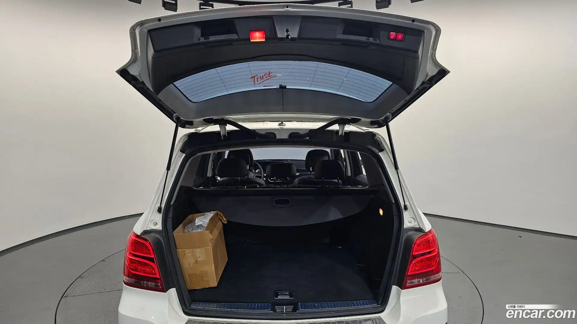 GLK-Class Mercedes-Benz 2014.8-OPTION-023