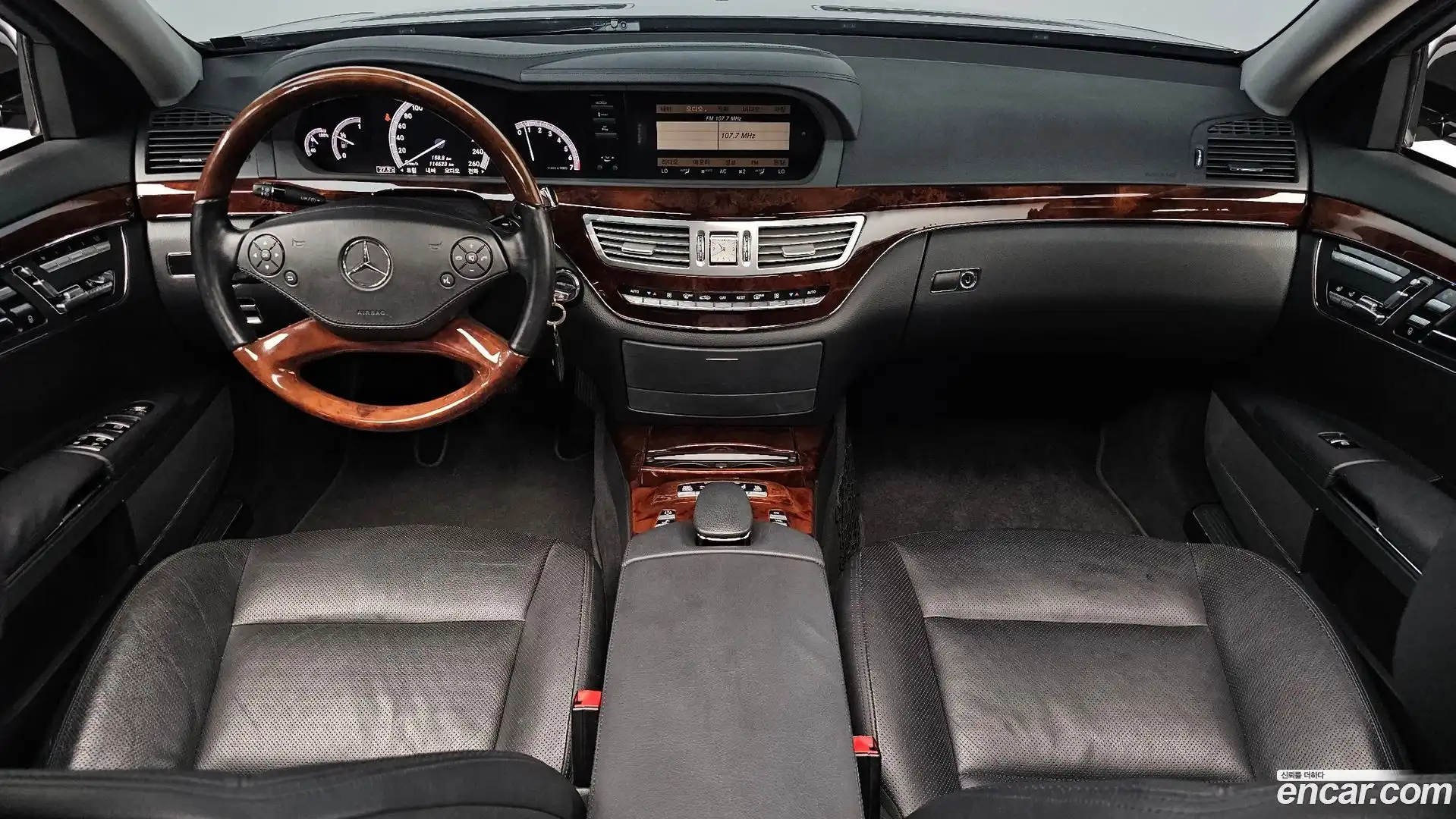 S-Class Mercedes-Benz 2011.4-INNER-007