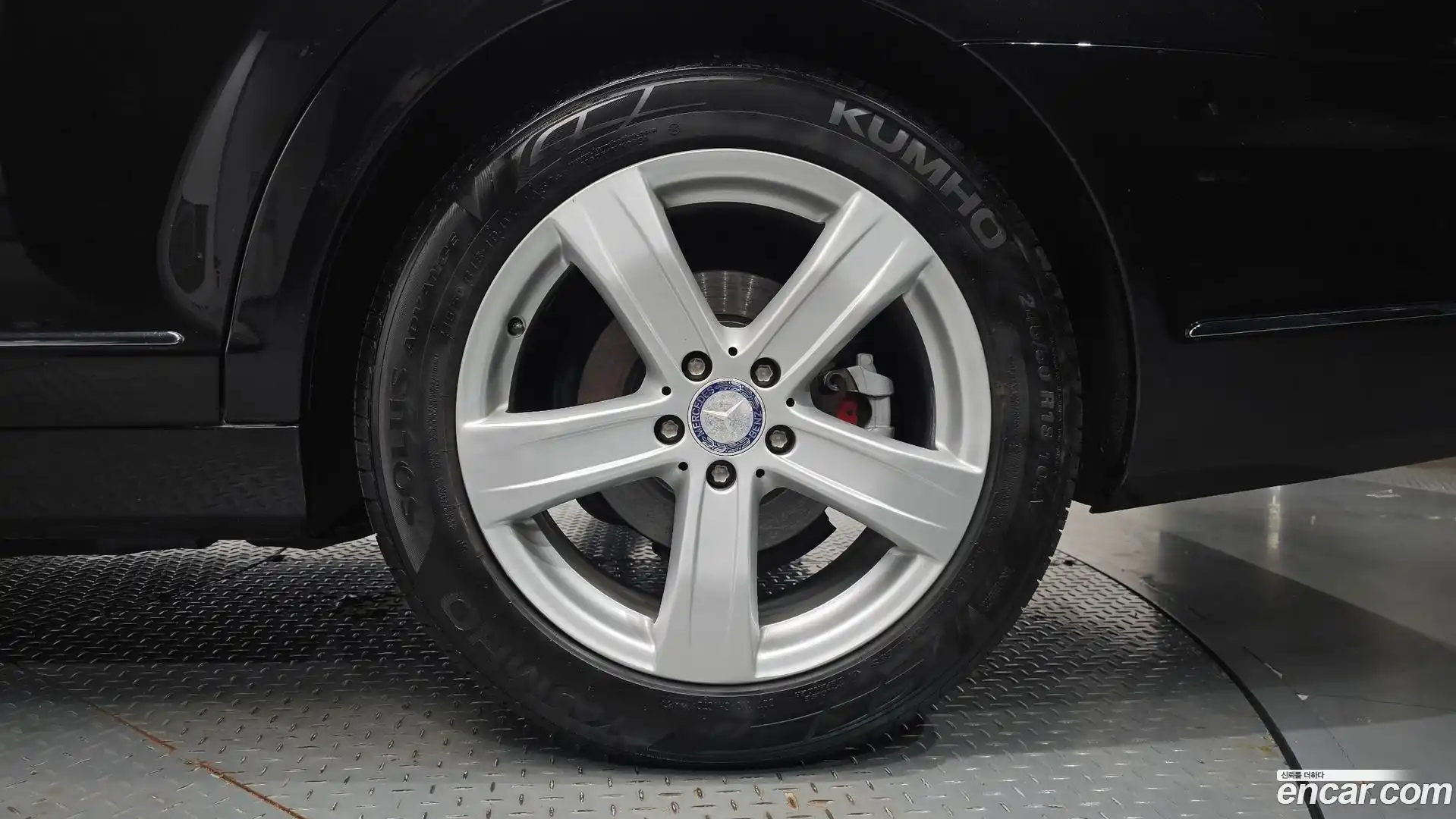 S-Class Mercedes-Benz 2011.4-OUTER-031
