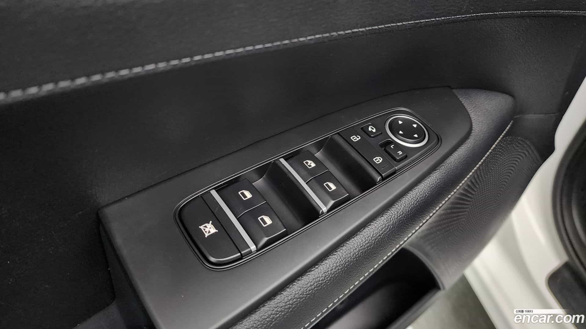 K3 Kia 2023.1-OPTION-043