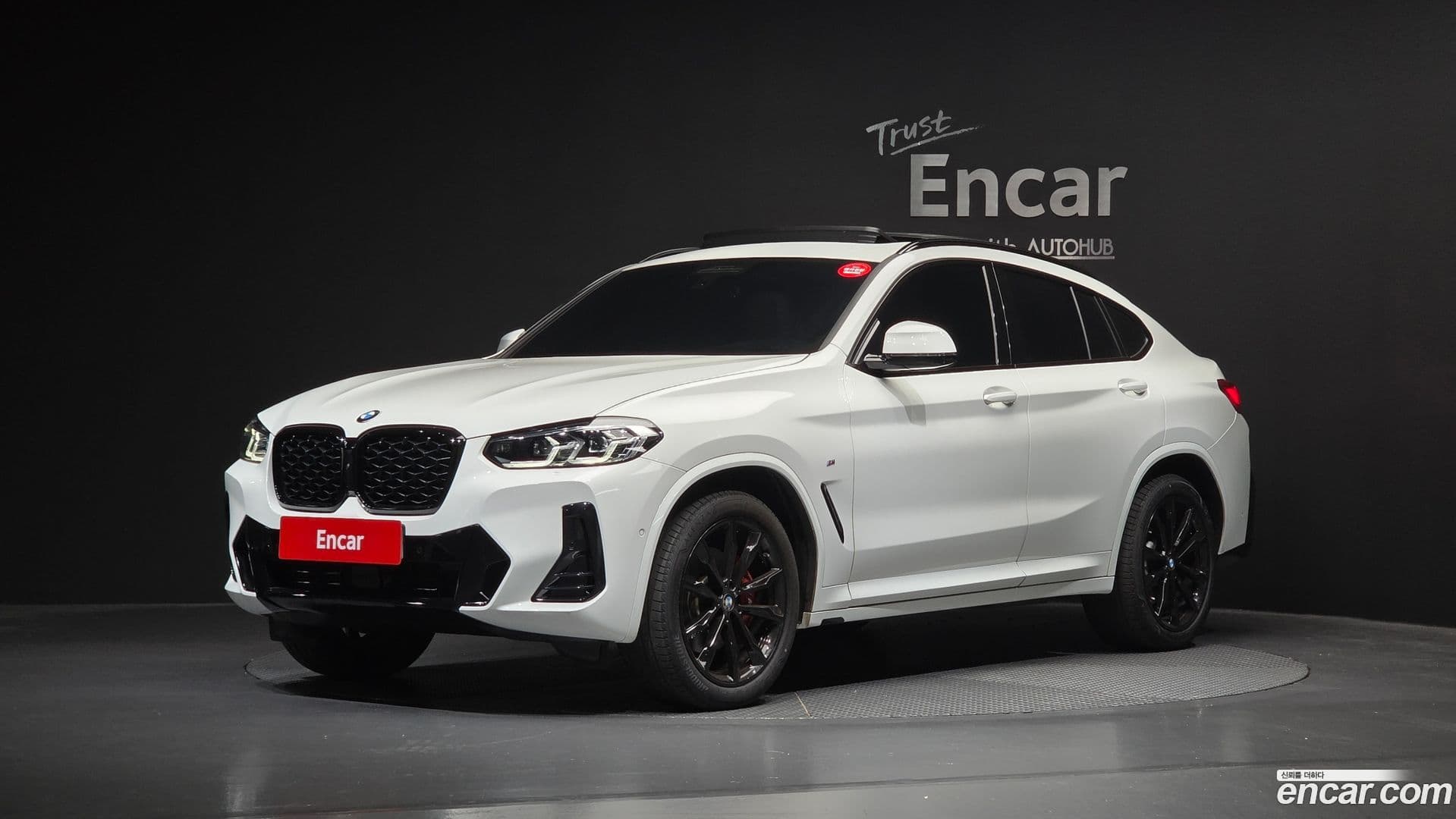 Main__Slider__Photo:X4 BMW 2025.7-0