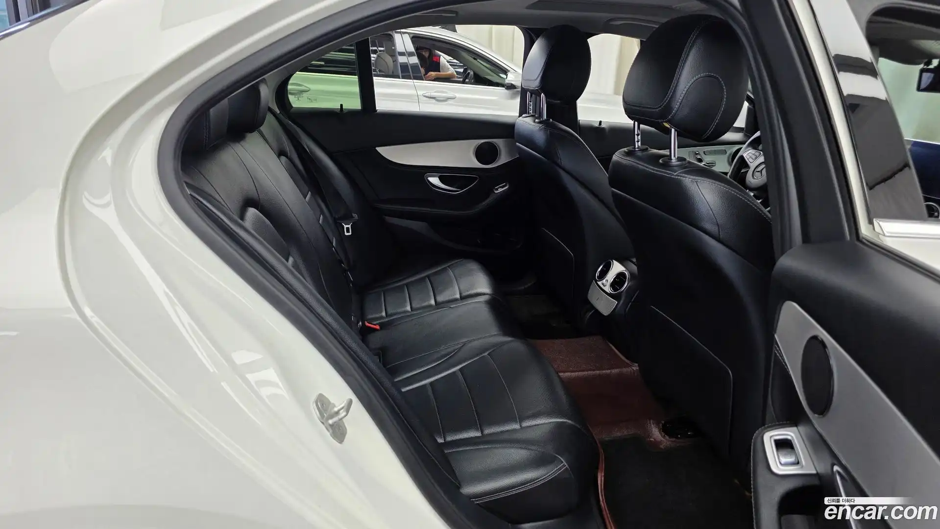 C-Class Mercedes-Benz 2015.7-OPTION-016