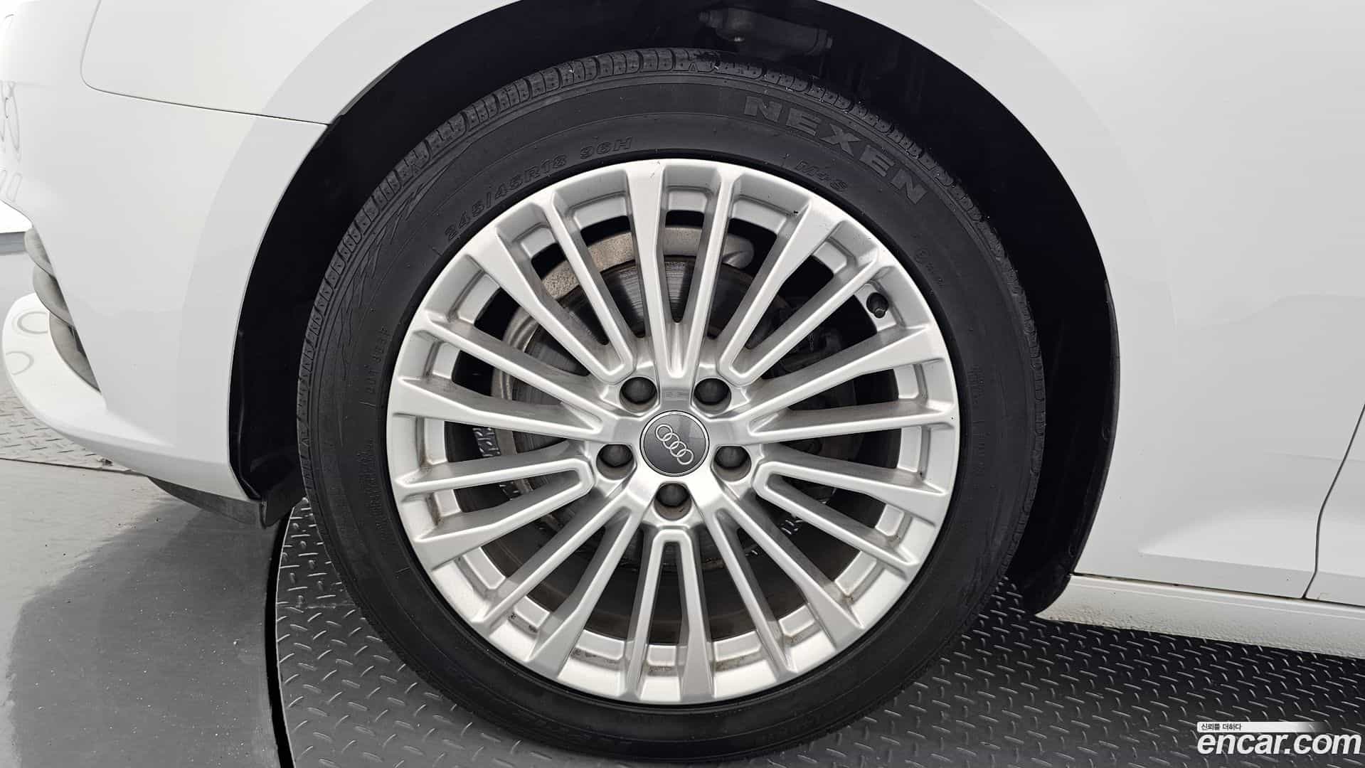 A4 Audi 2019.11-OUTER-005