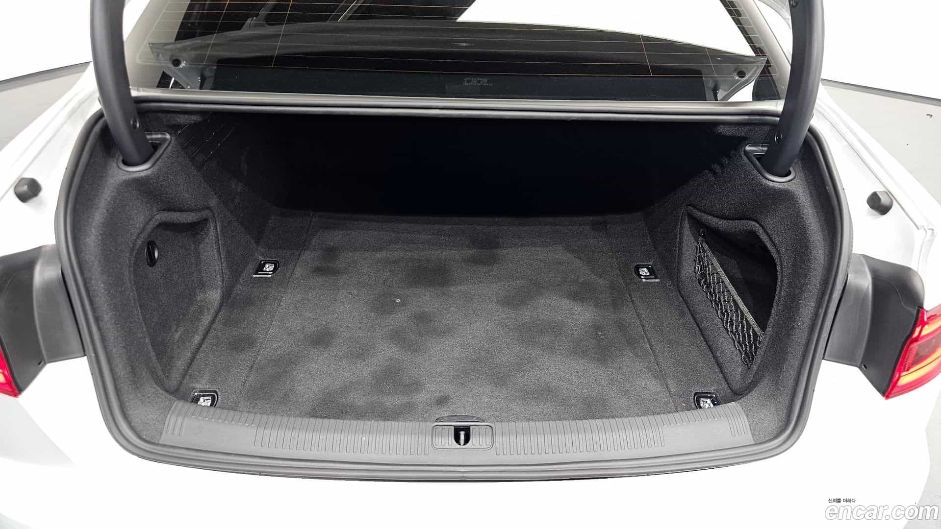 A4 Audi 2019.11-OPTION-022