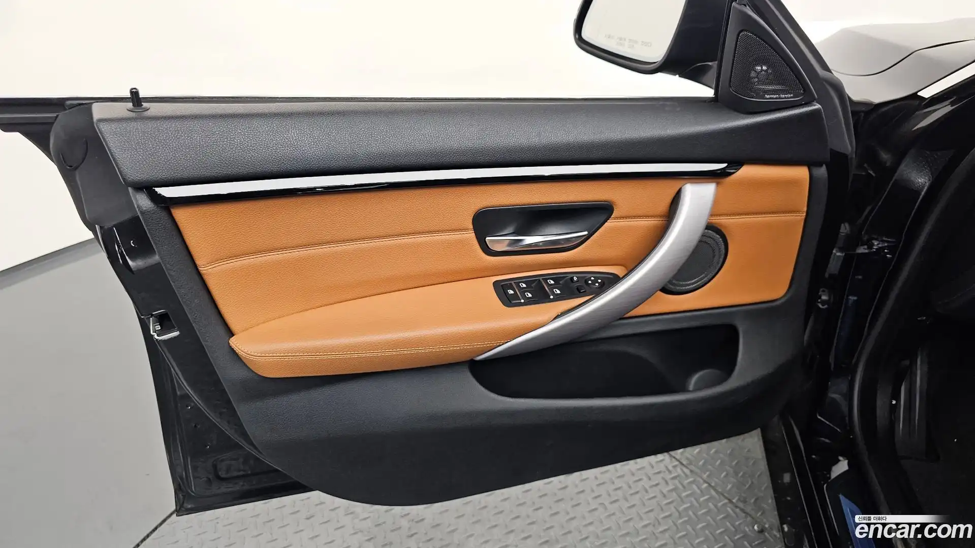 4-Series BMW 2017.10-INNER-034