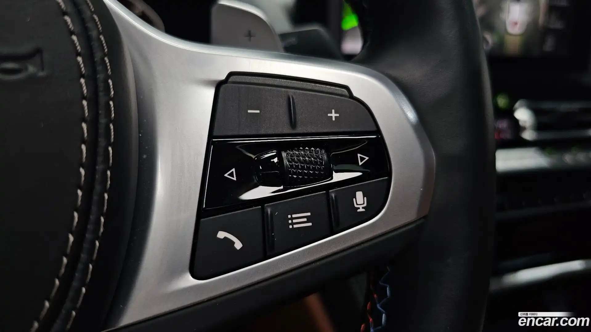 8-Series BMW 2024.8-OPTION-046