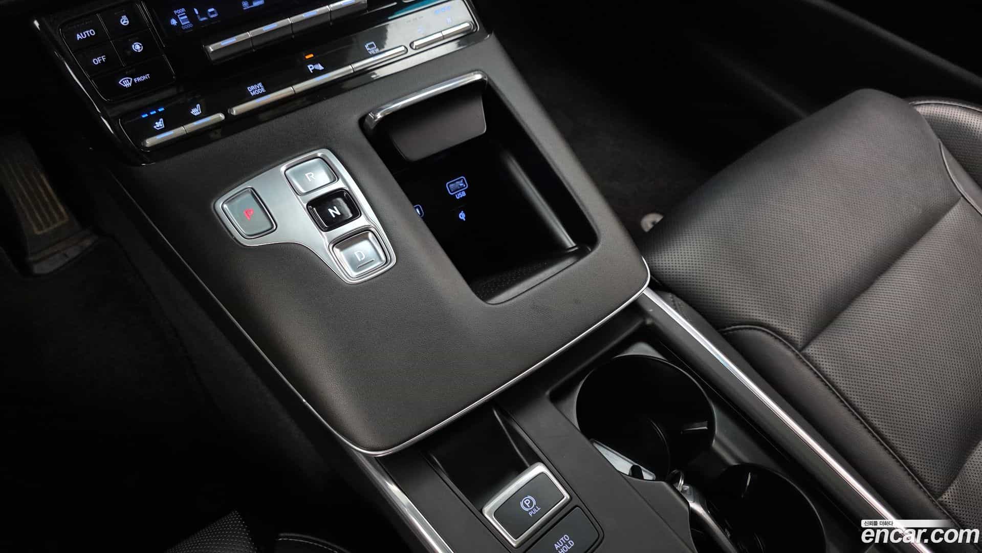 Grandeur Hyundai 2021.11-INNER-009