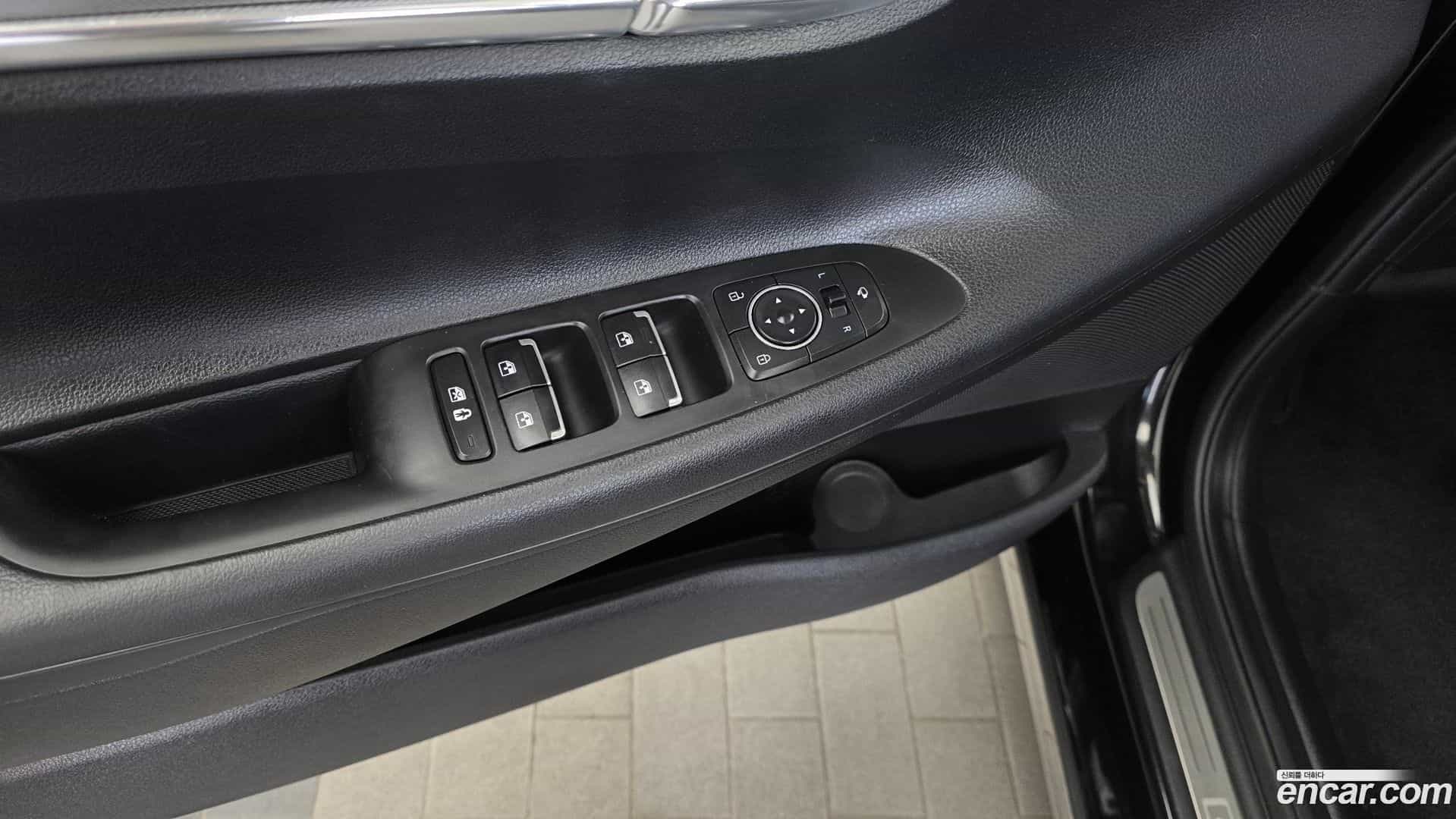 Grandeur Hyundai 2021.11-OPTION-042