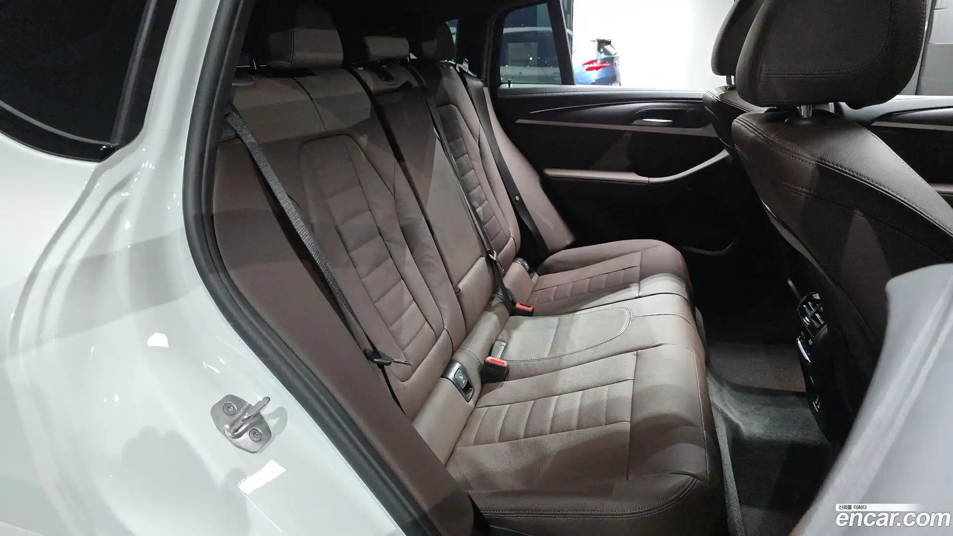 X4 BMW 2025.10-OPTION-015
