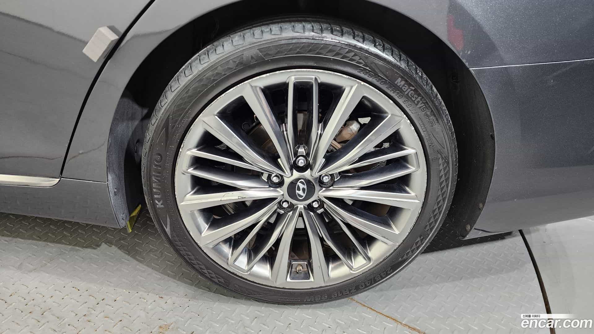Grandeur Hyundai 2017.8-OUTER-005
