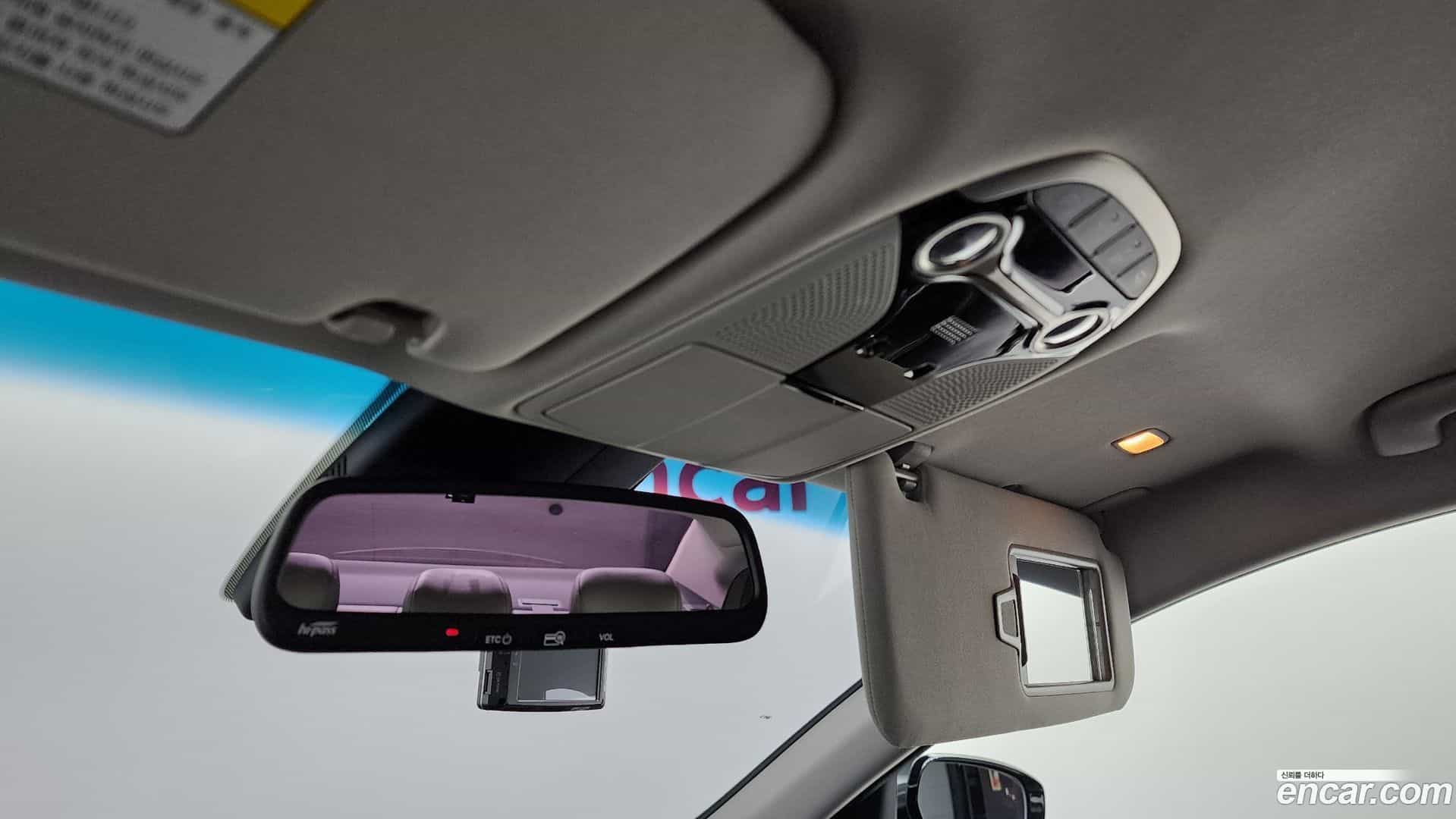 Grandeur Hyundai 2017.8-OPTION-021