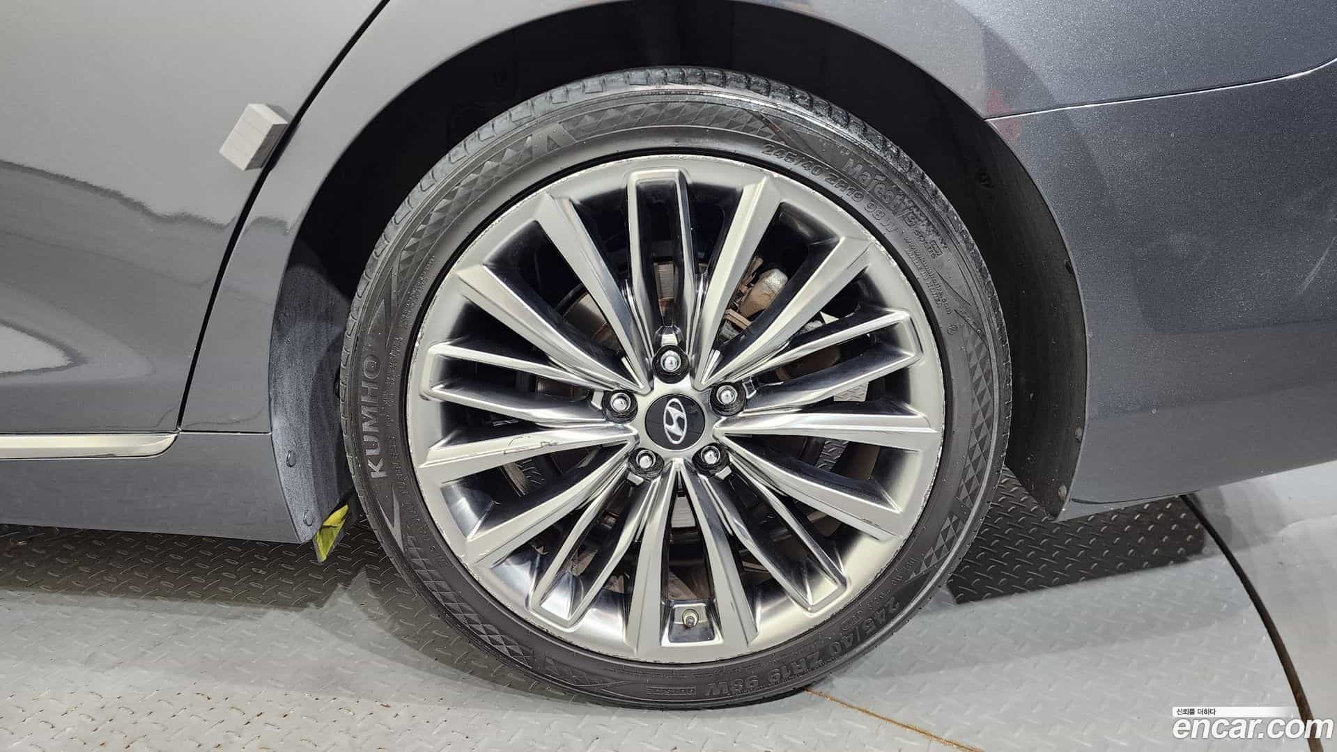 Grandeur Hyundai 2017.8-OUTER-031