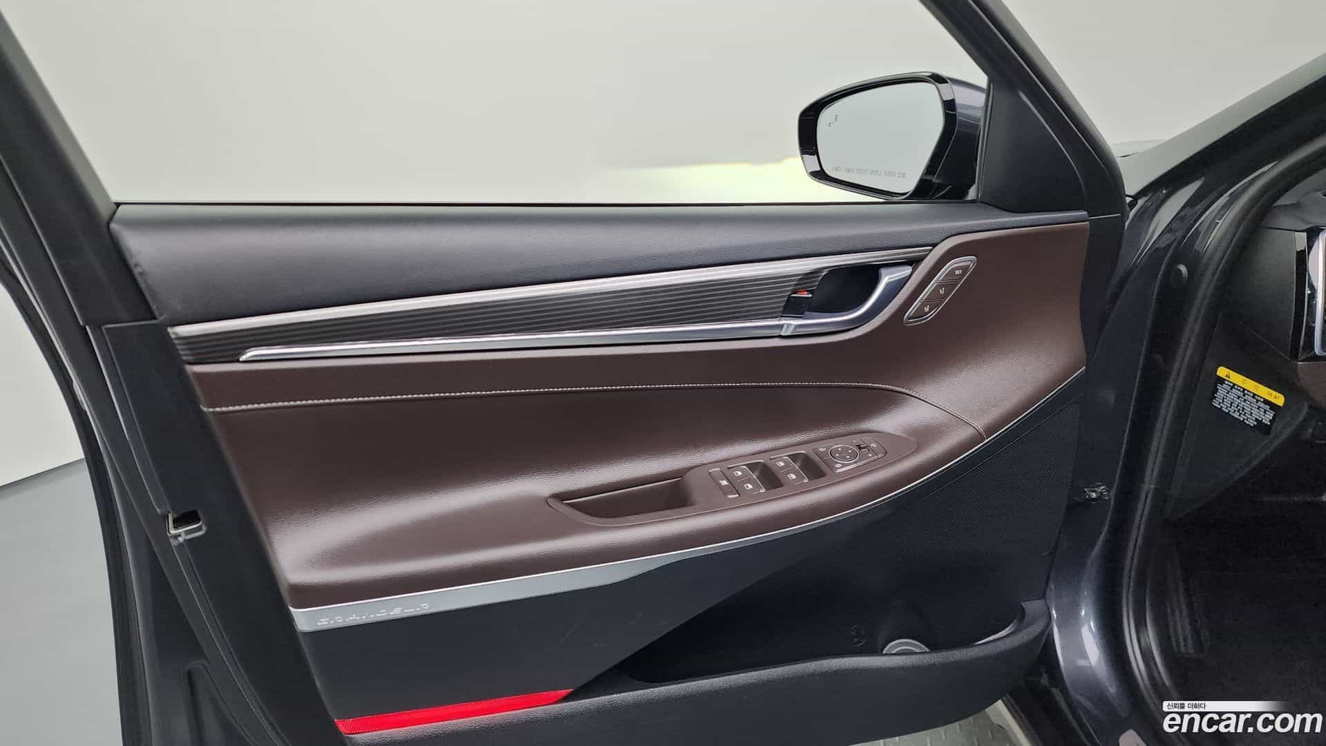 Grandeur Hyundai 2017.8-INNER-034