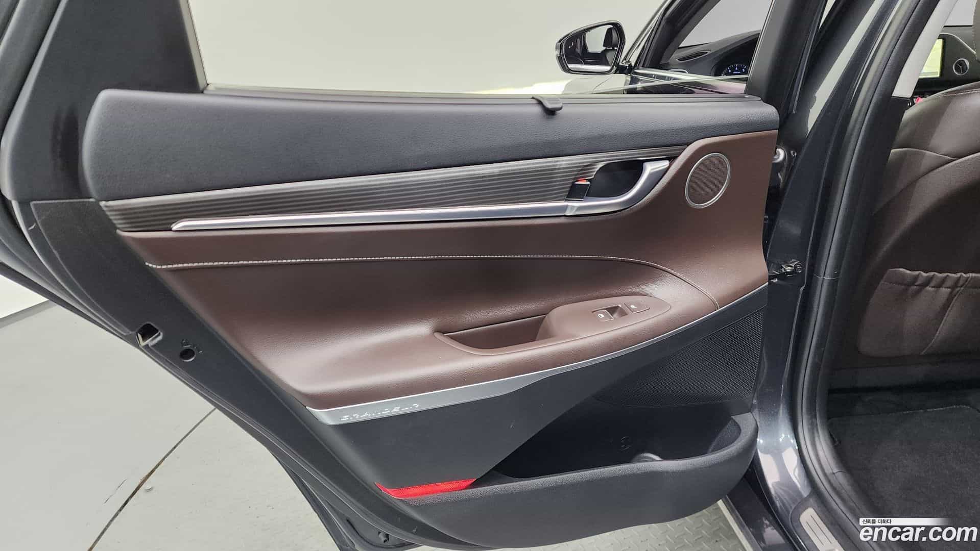 Grandeur Hyundai 2017.8-INNER-035