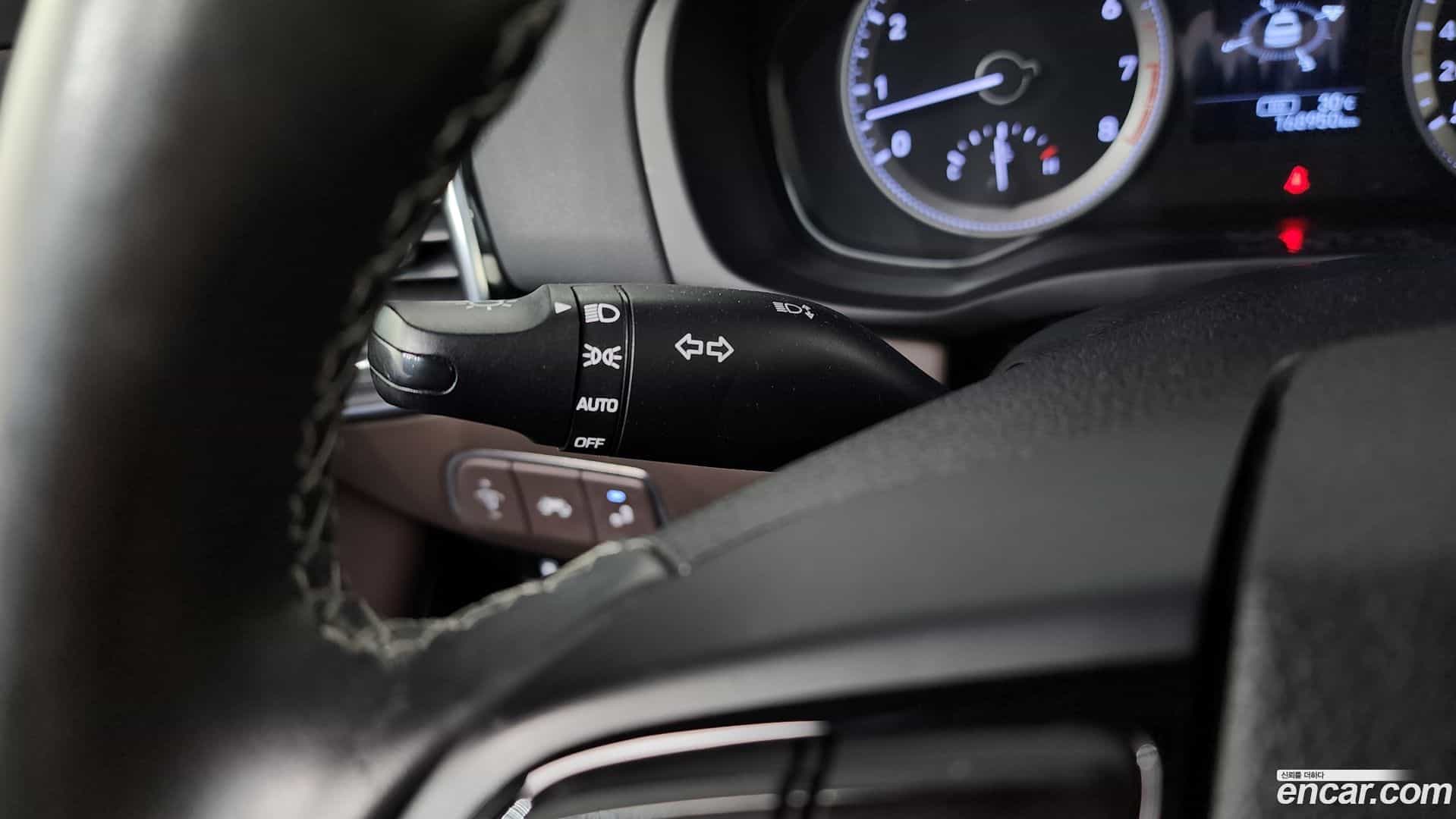 Grandeur Hyundai 2017.8-OPTION-040