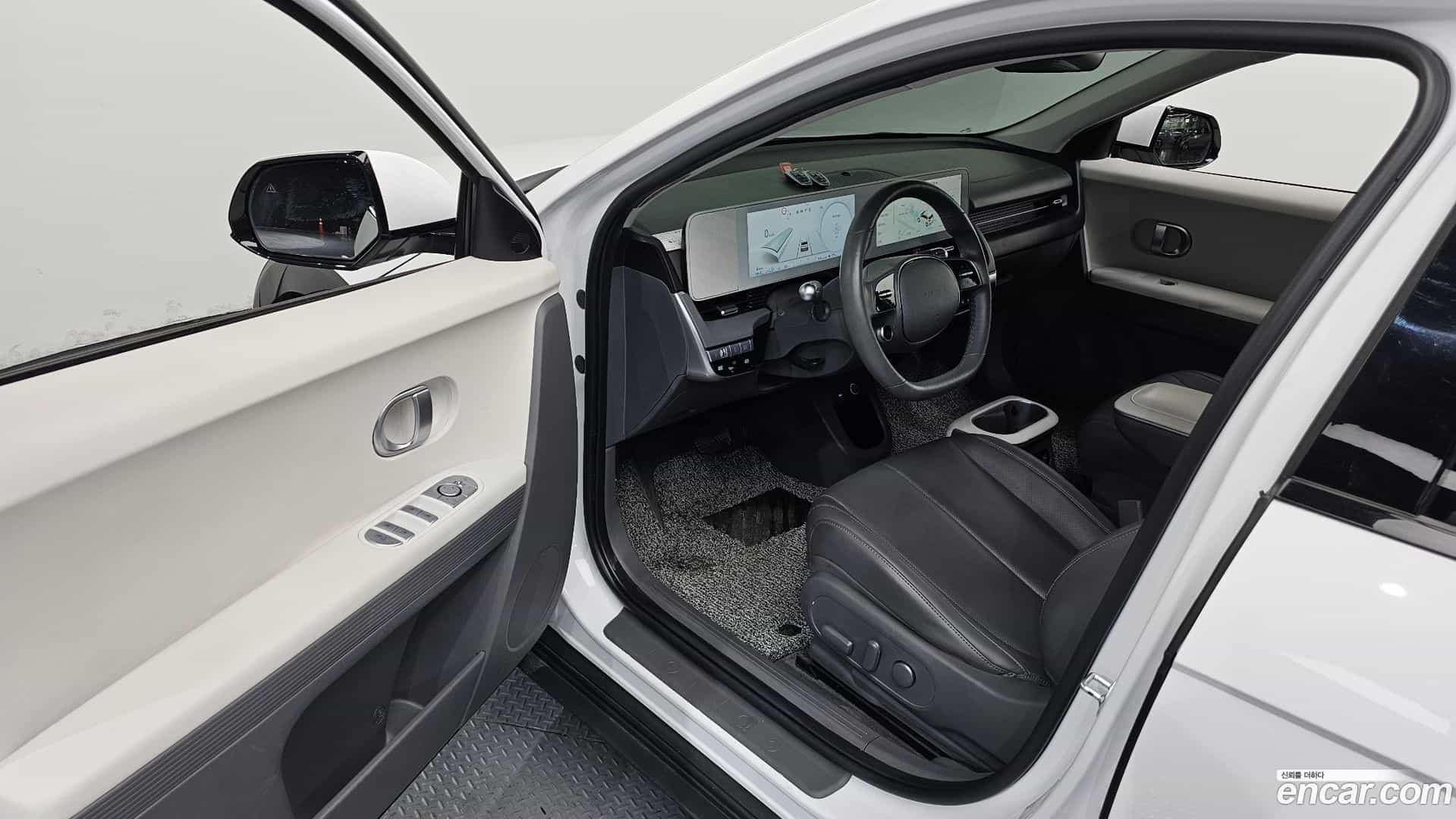 Ioniq5 Hyundai 2021.10-INNER-010