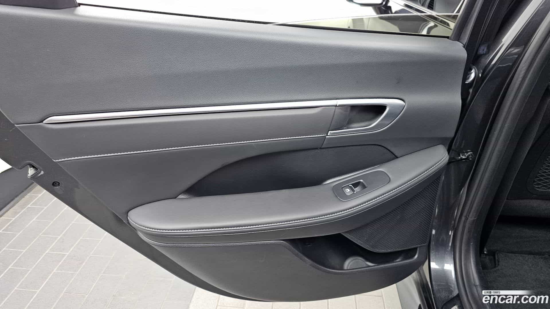 Sonata Hyundai 2022.1-INNER-035
