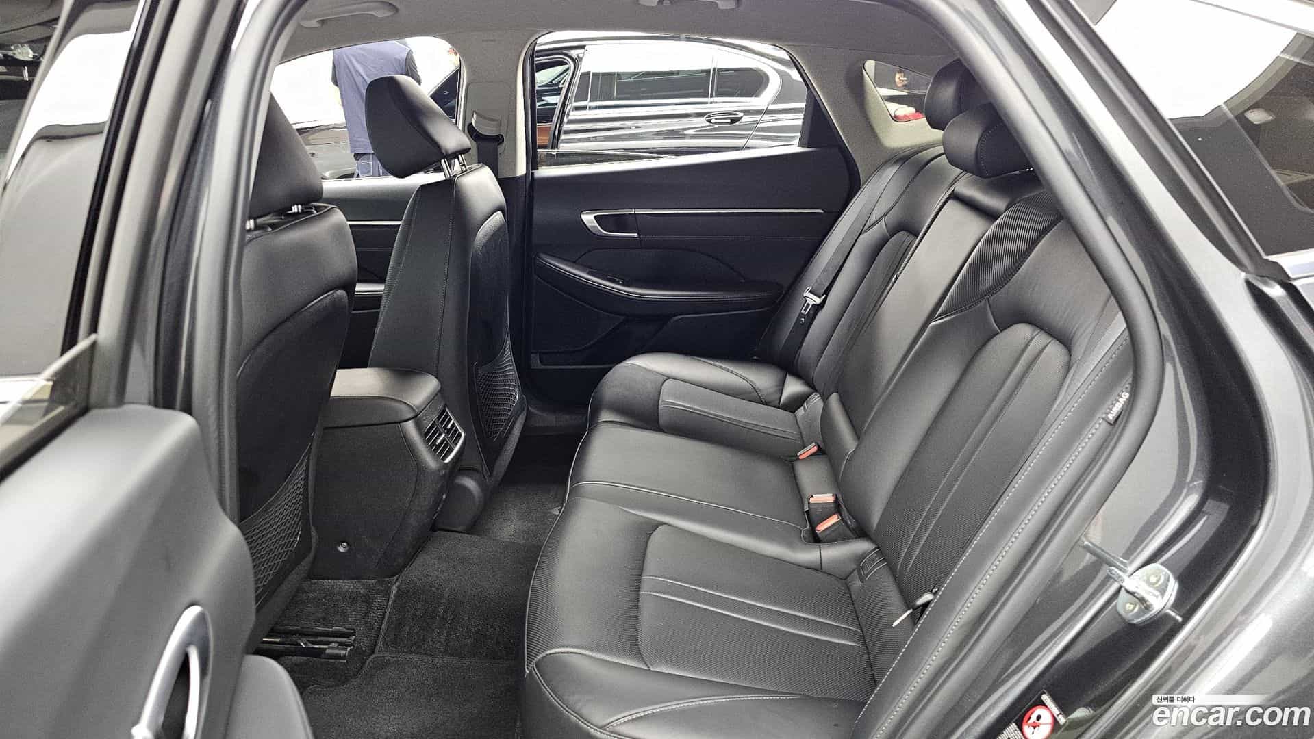 Sonata Hyundai 2022.1-INNER-036
