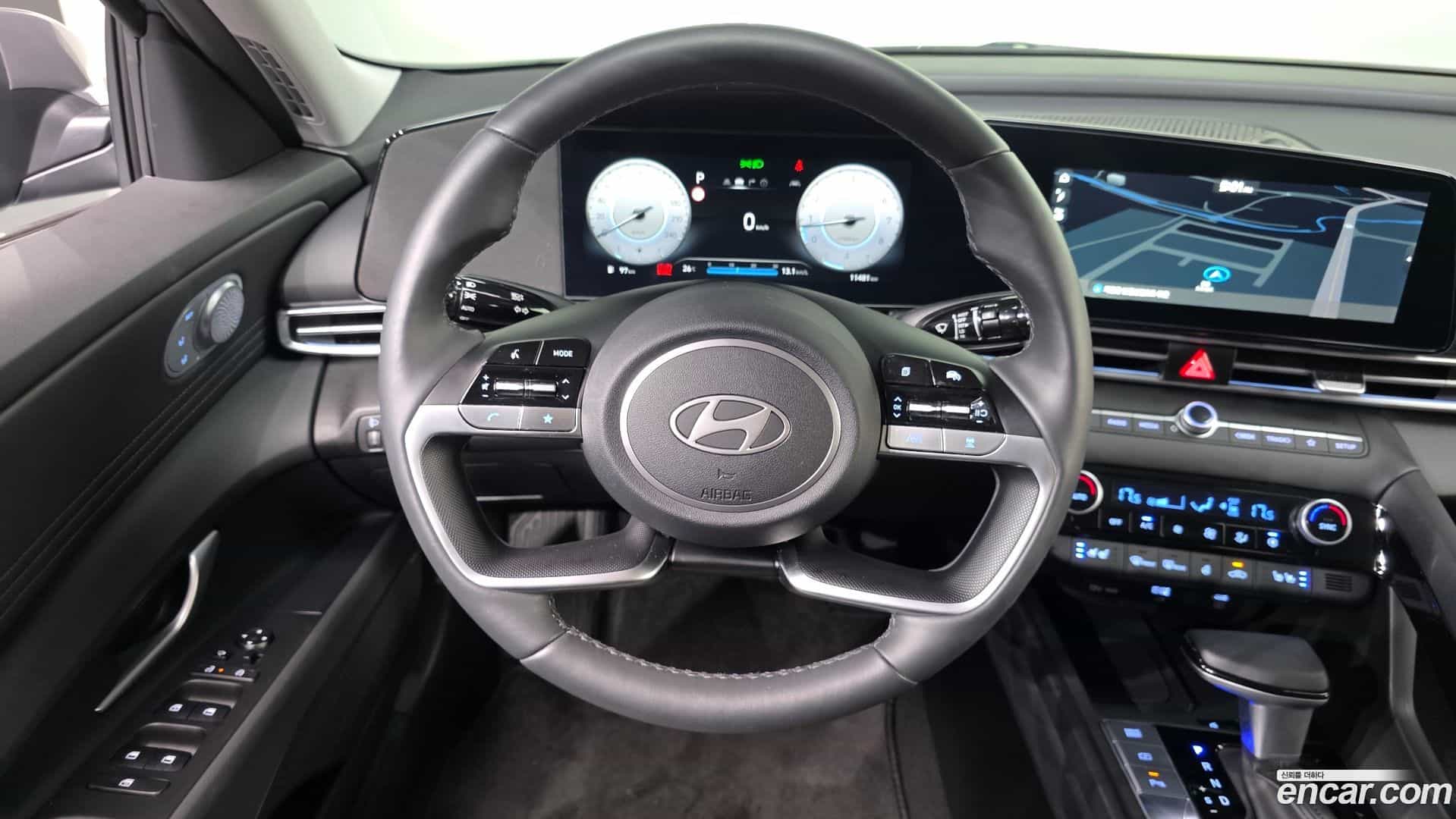 AVANTE Hyundai 2024.6-OPTION-017