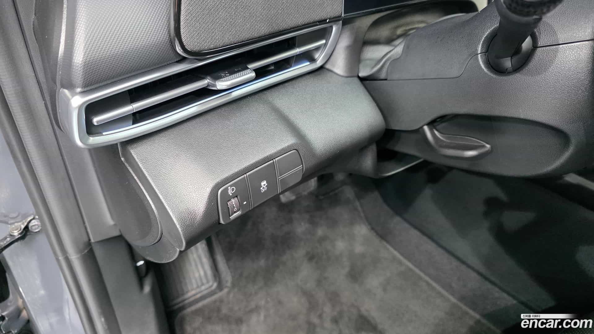AVANTE Hyundai 2024.6-OPTION-022