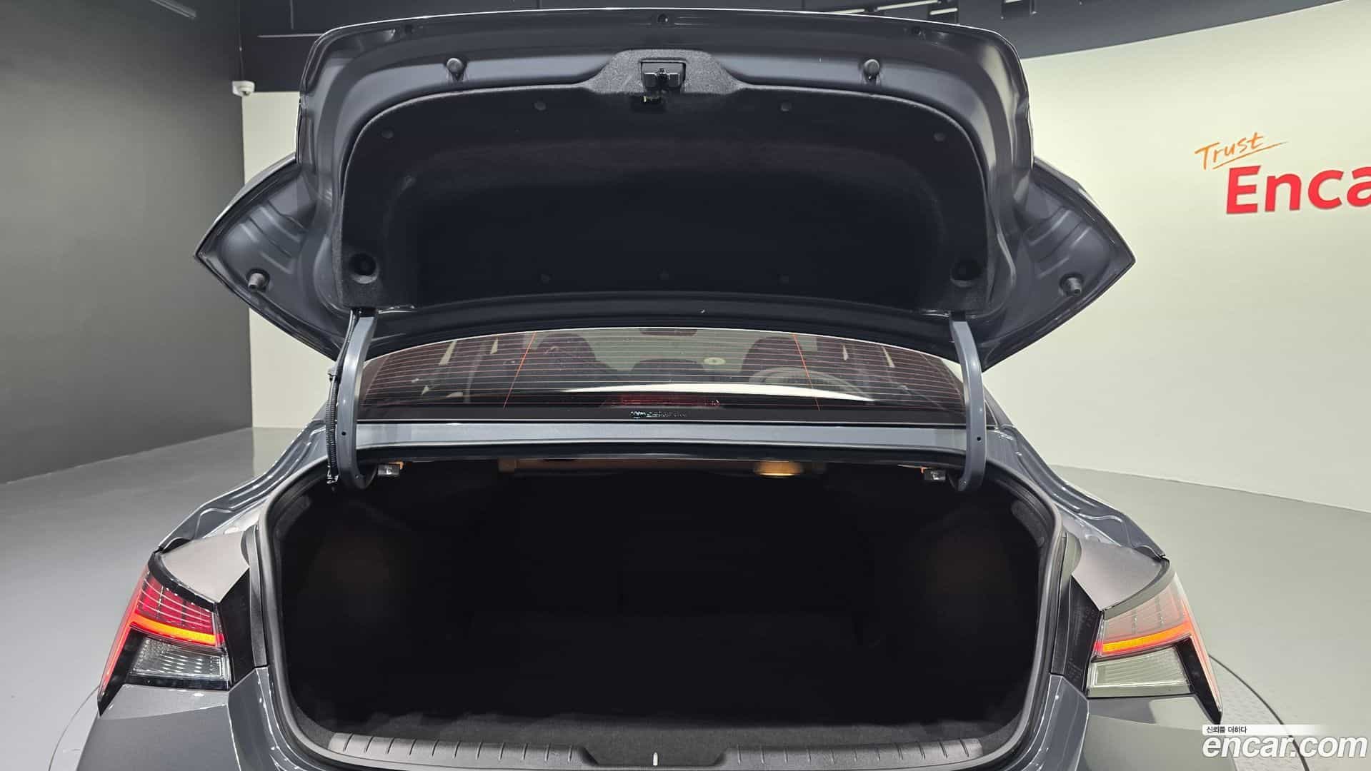 AVANTE Hyundai 2024.6-OPTION-044