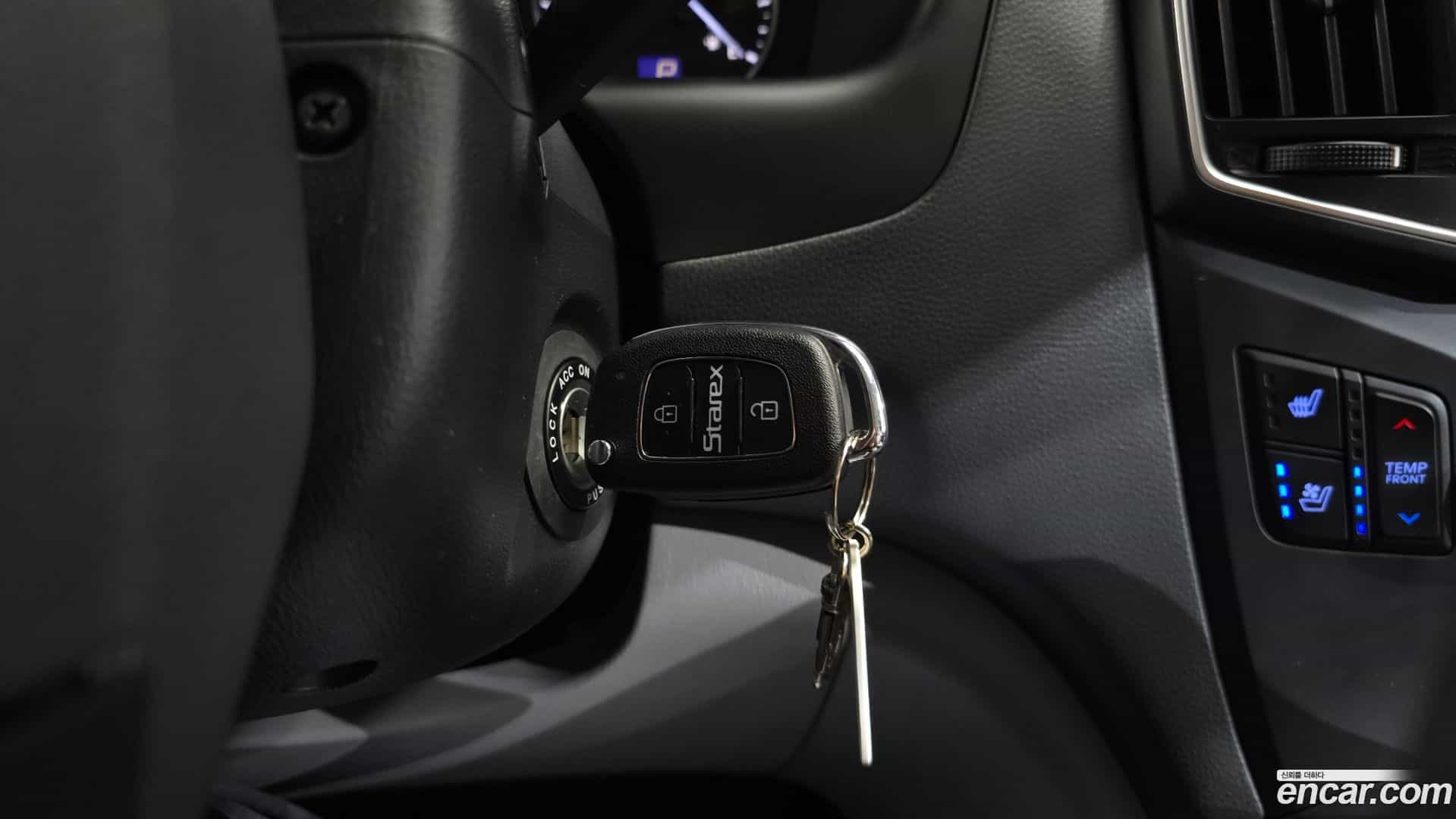 Starex Hyundai 2020.9-OPTION-021