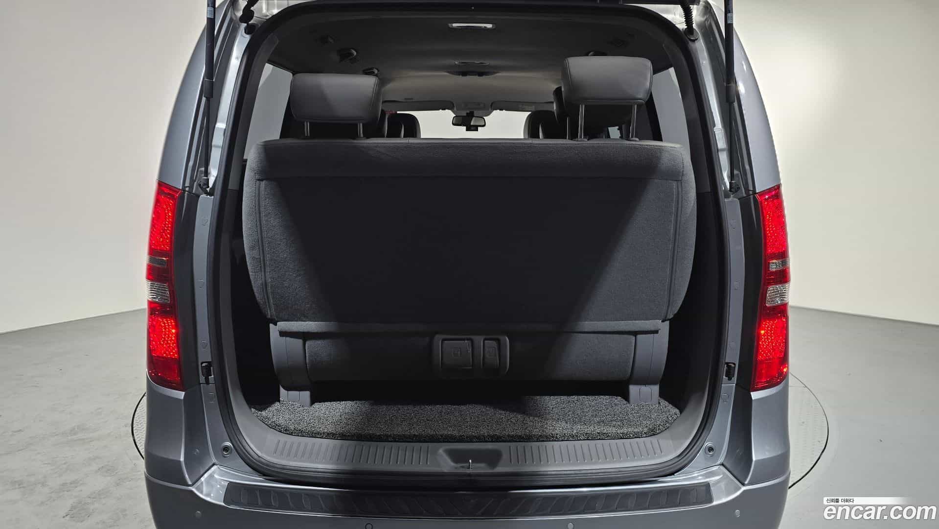 Starex Hyundai 2020.9-OPTION-022