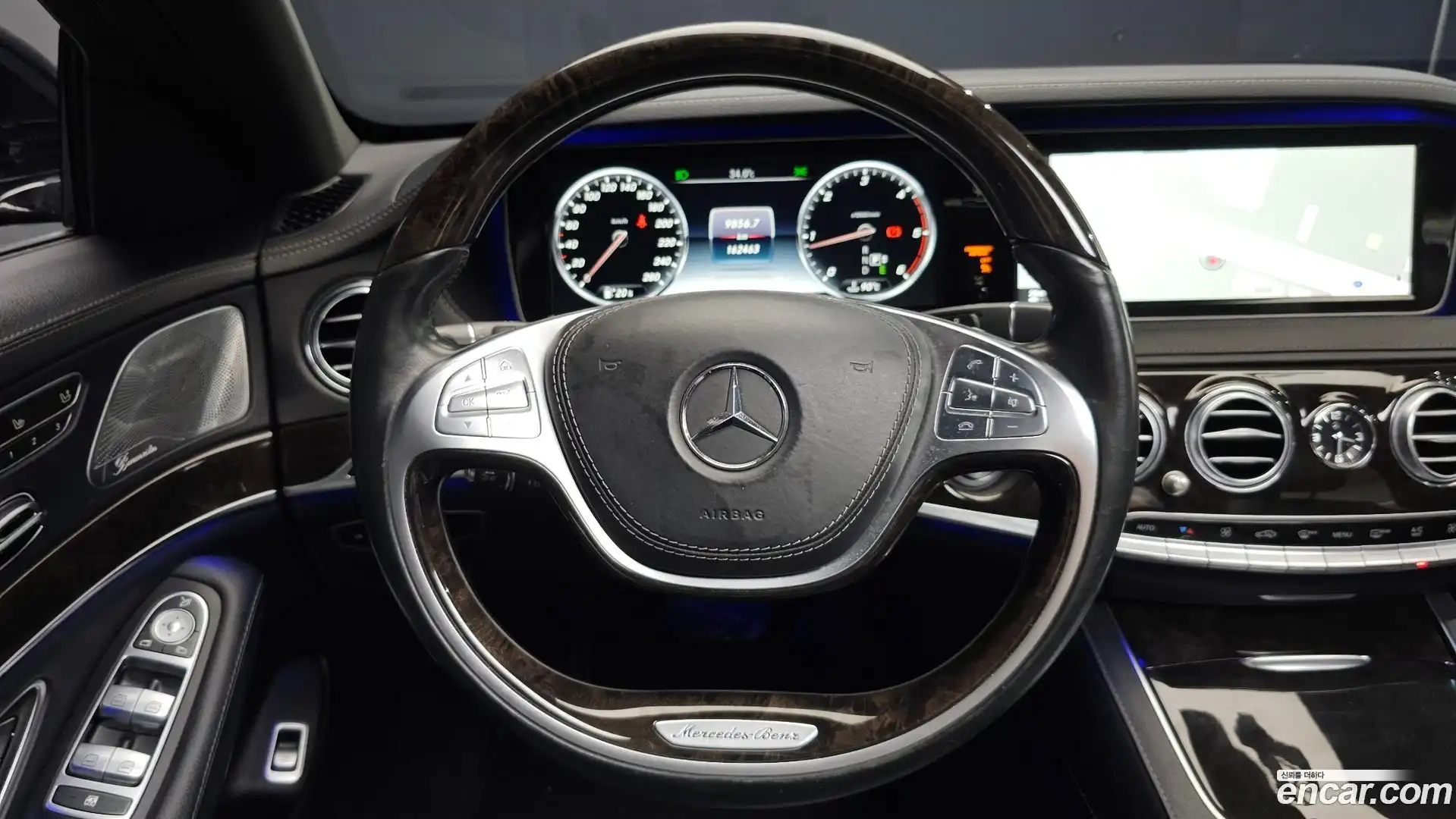 S-Class Mercedes-Benz 2015.10-OPTION-016