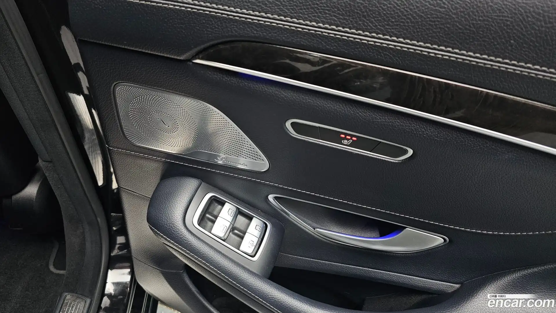 S-Class Mercedes-Benz 2015.10-OPTION-021