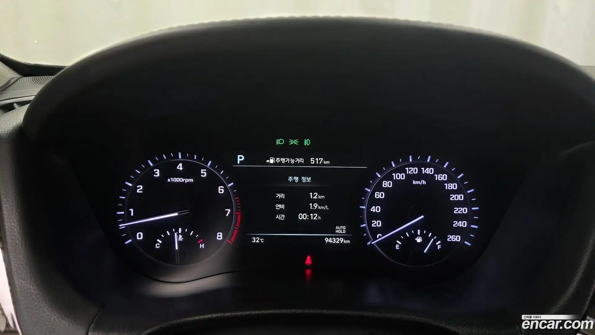 G80 Genesis 2018.1-INNER-008