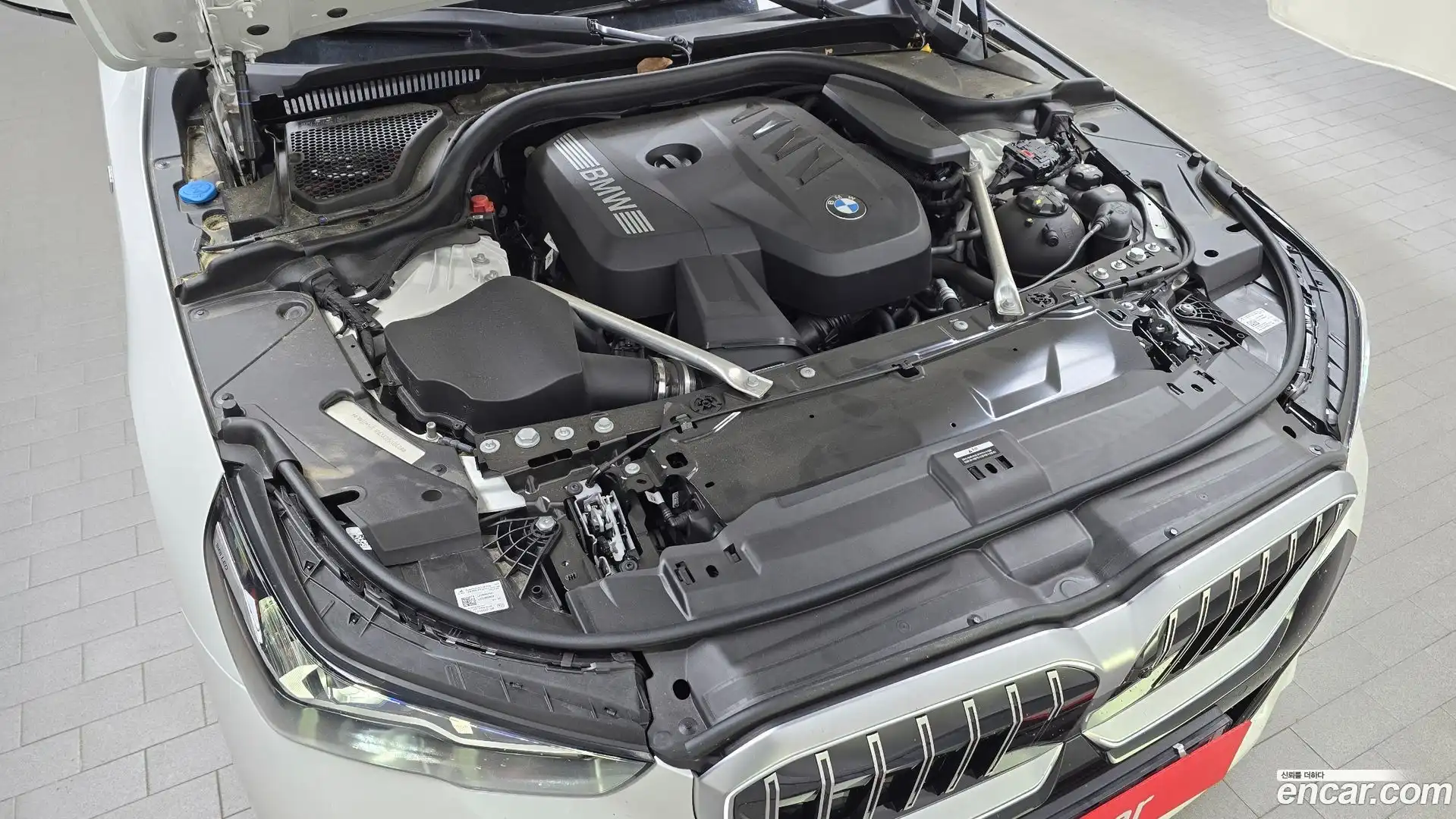 5-Series BMW 2025.4-OUTER-006