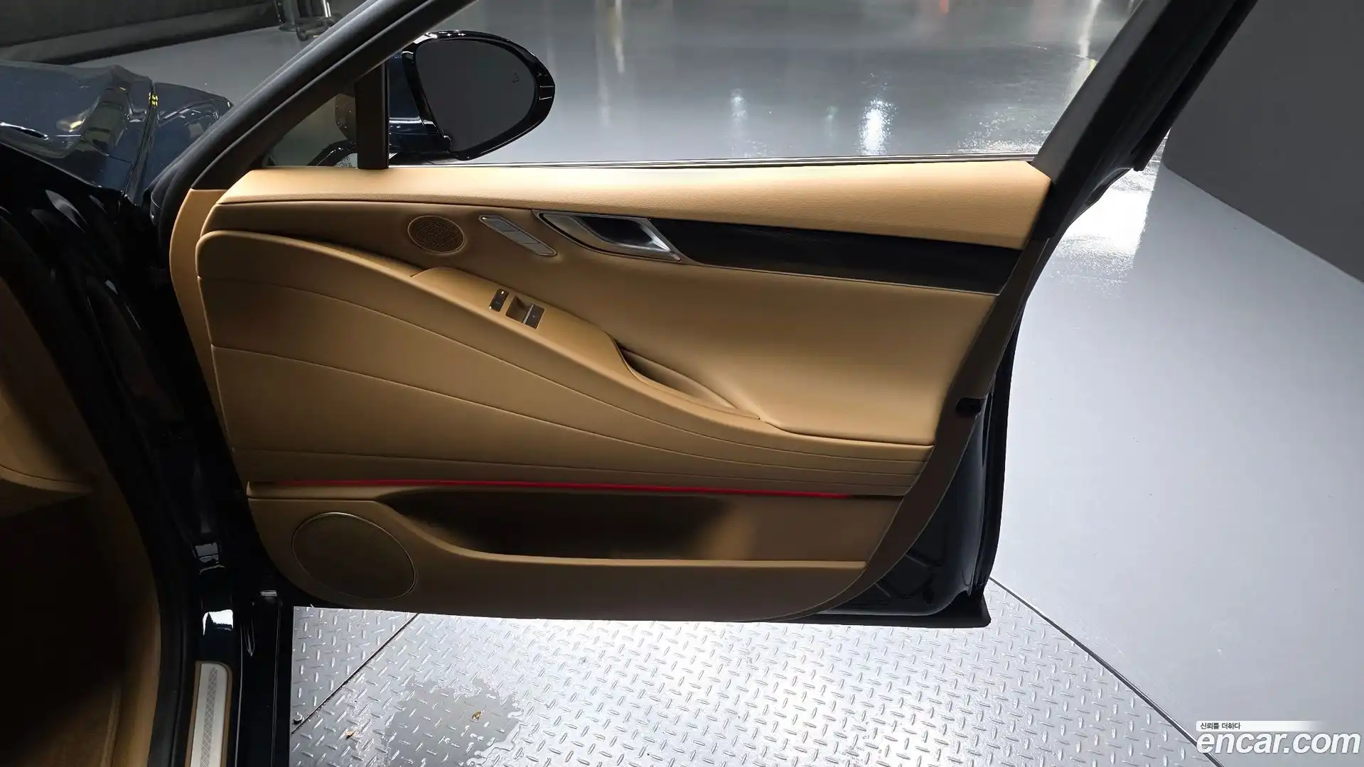 G80 Genesis 2024.3-INNER-034