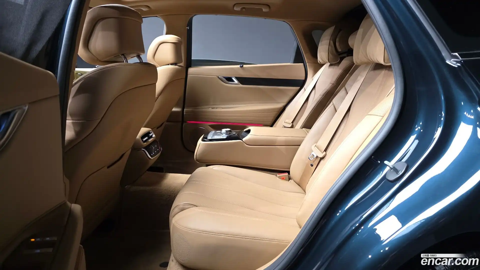 G80 Genesis 2024.3-INNER-036