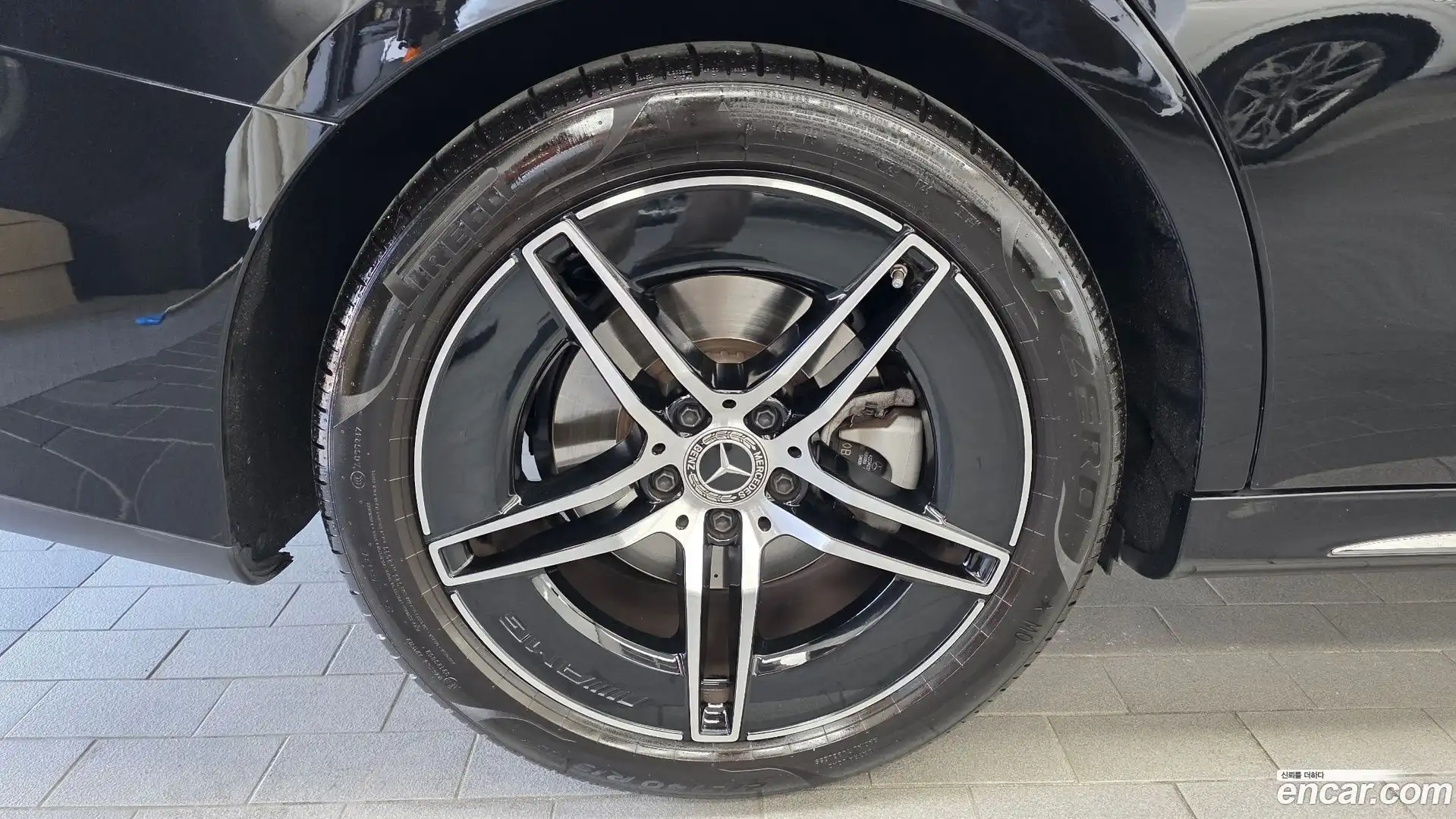 E-Class Mercedes-Benz 2024.5-OUTER-005