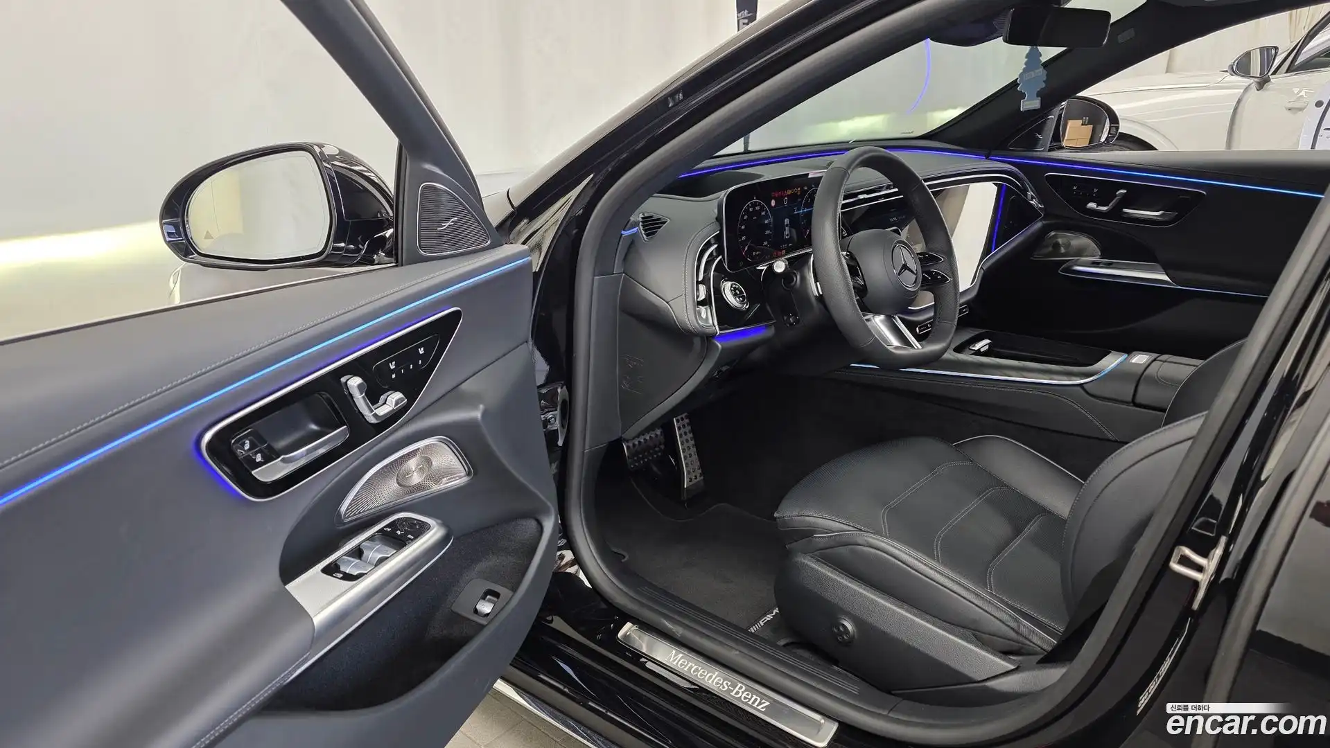 E-Class Mercedes-Benz 2024.5-INNER-010