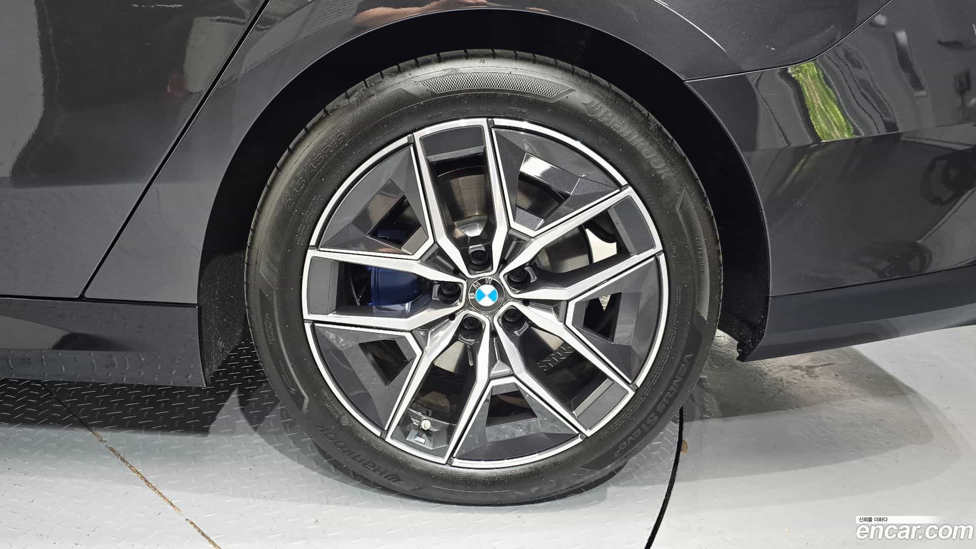 5-Series BMW 2025.11-OUTER-031