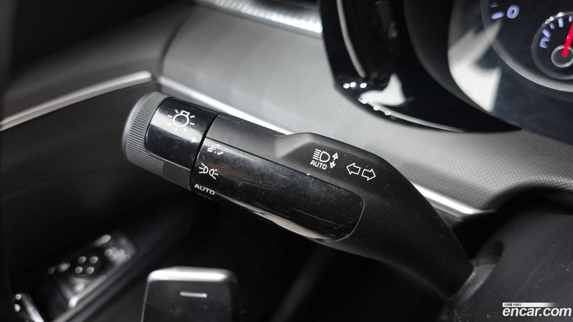 K5 Kia 2022.3-OPTION-043