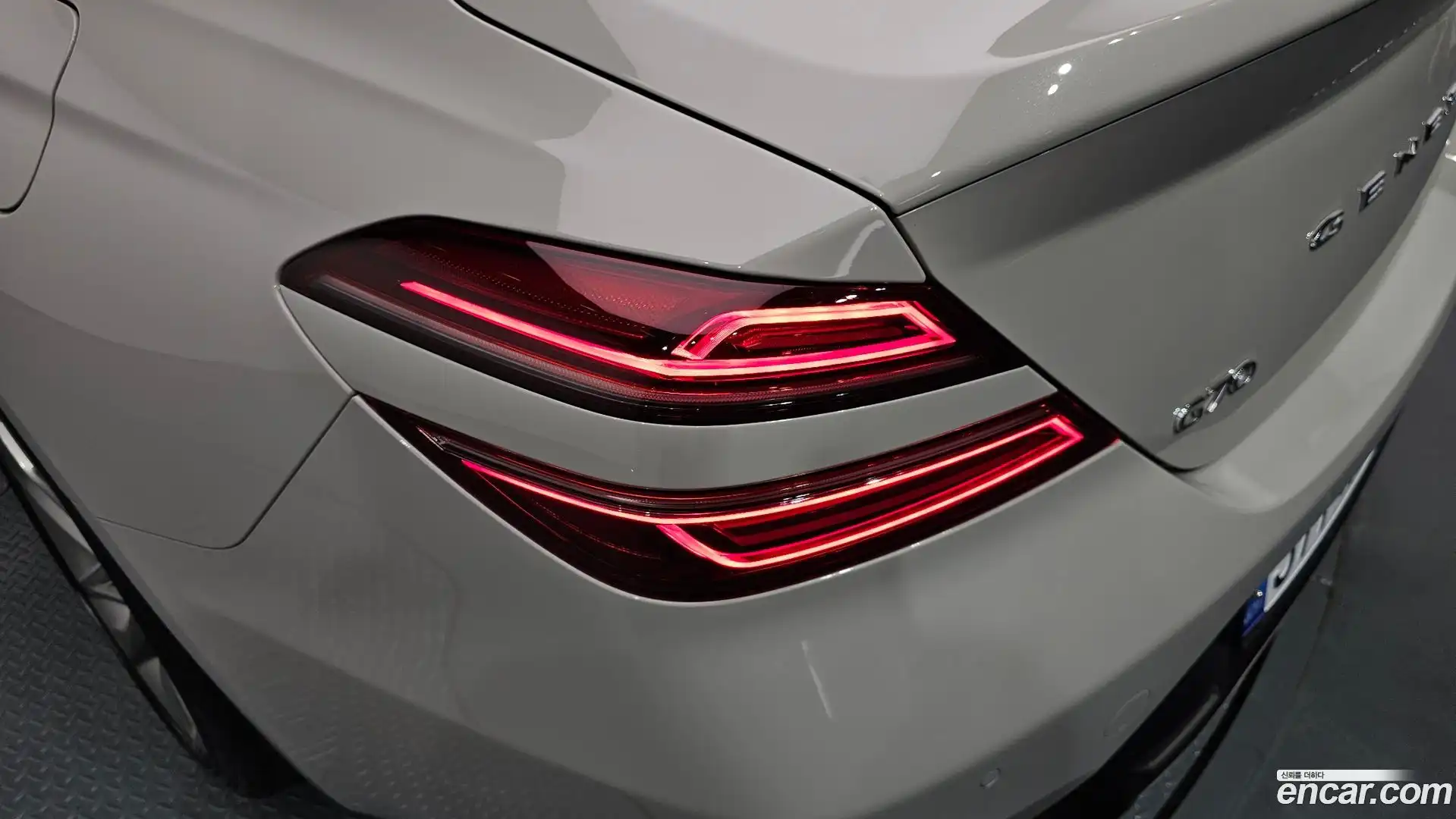 G70 Genesis 2023.7-OUTER-033