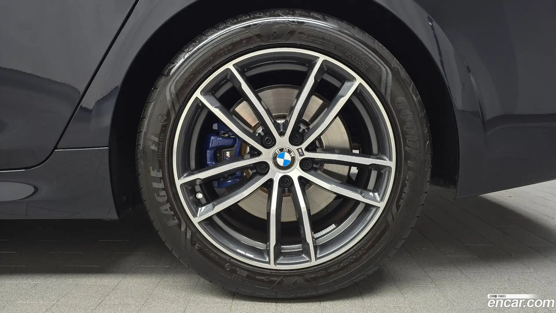 5-Series BMW 2022.7-OUTER-031