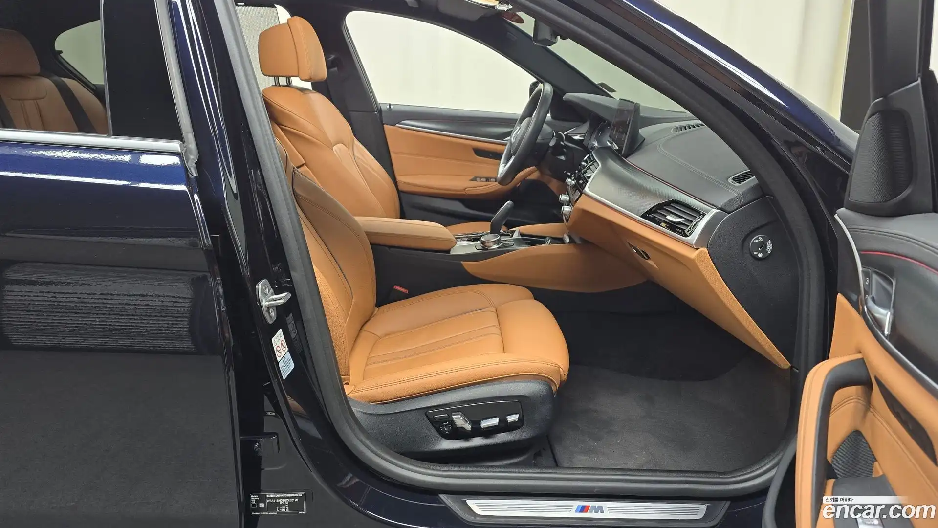 5-Series BMW 2022.7-INNER-036