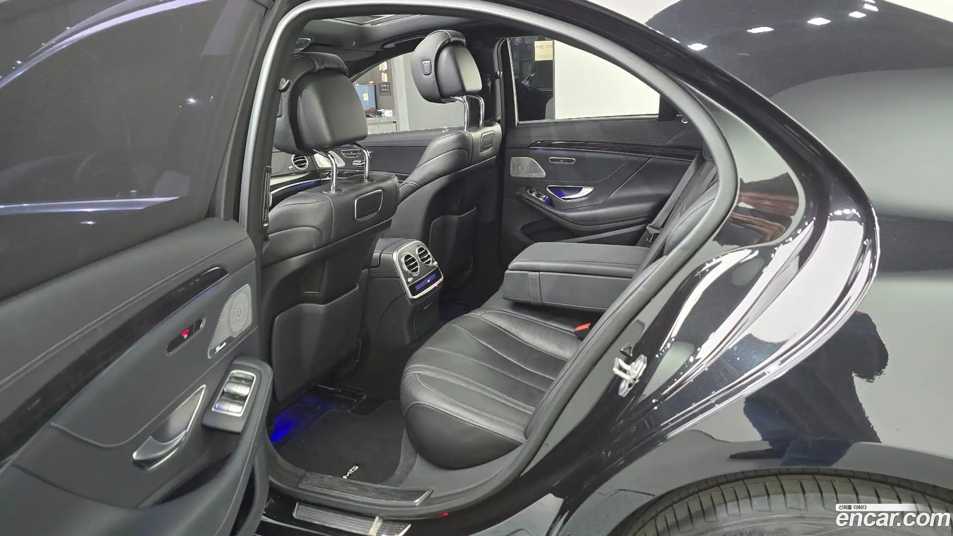S-Class Mercedes-Benz 2018.4-OPTION-015