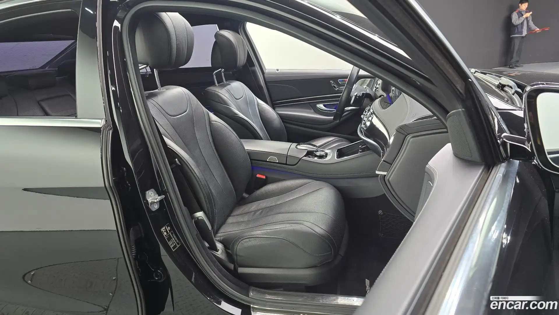S-Class Mercedes-Benz 2018.4-OPTION-016