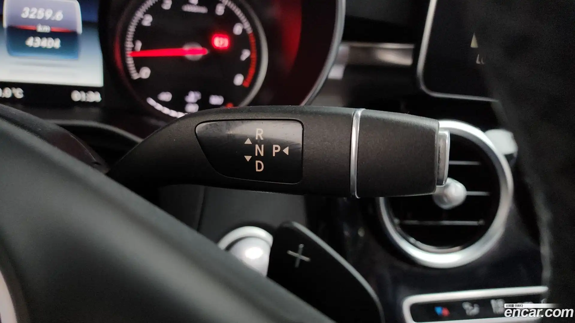 C-Class Mercedes-Benz 2016.6-INNER-009