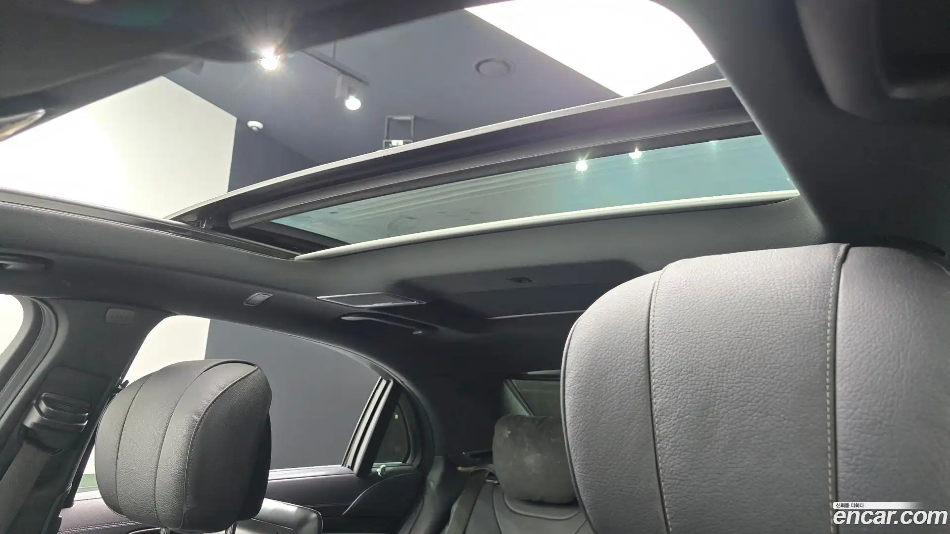 S-Class Mercedes-Benz 2014.8-OPTION-021