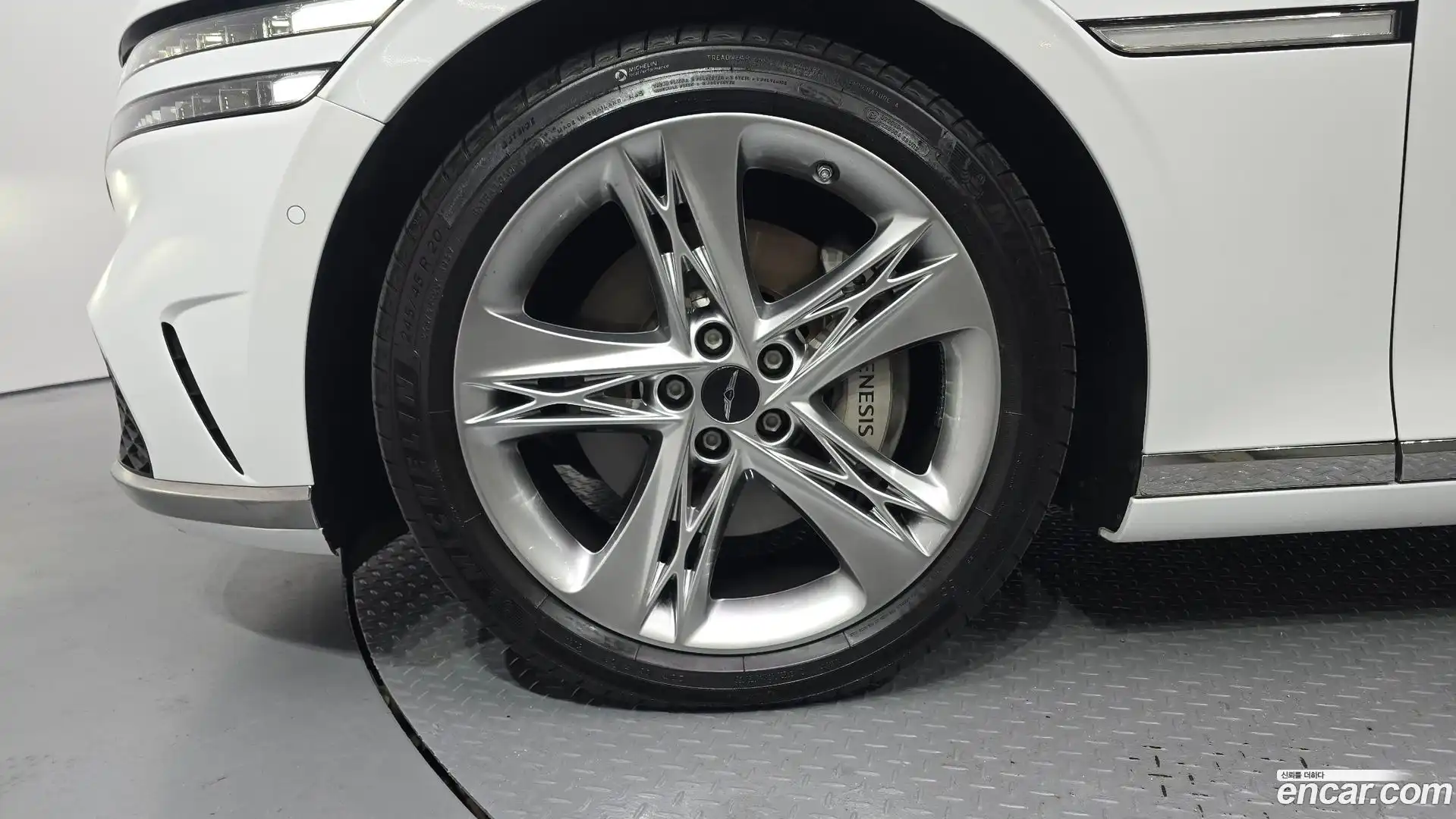 G90 Genesis 2022.7-OUTER-005