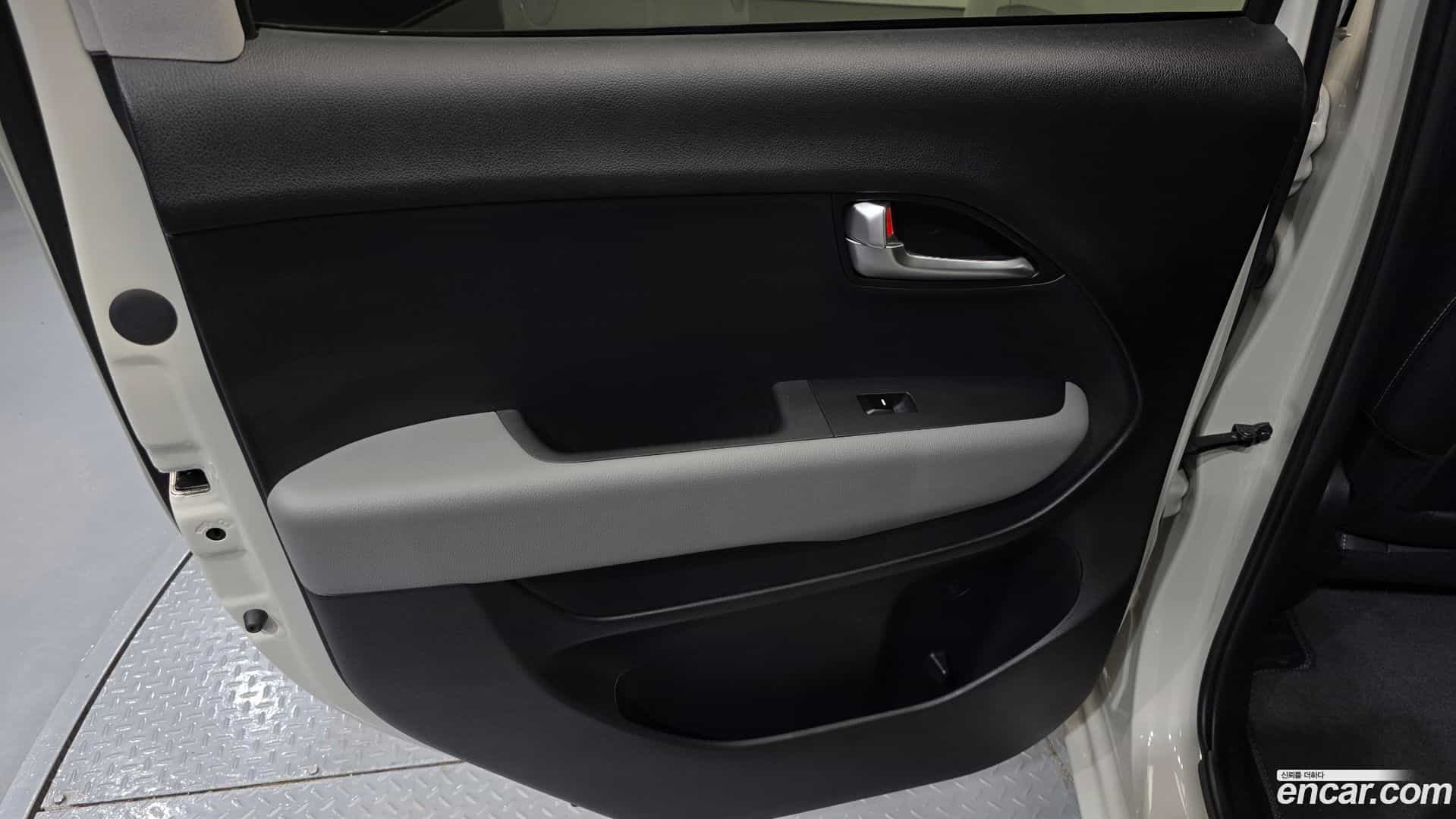 RAY Kia 2023.10-INNER-035